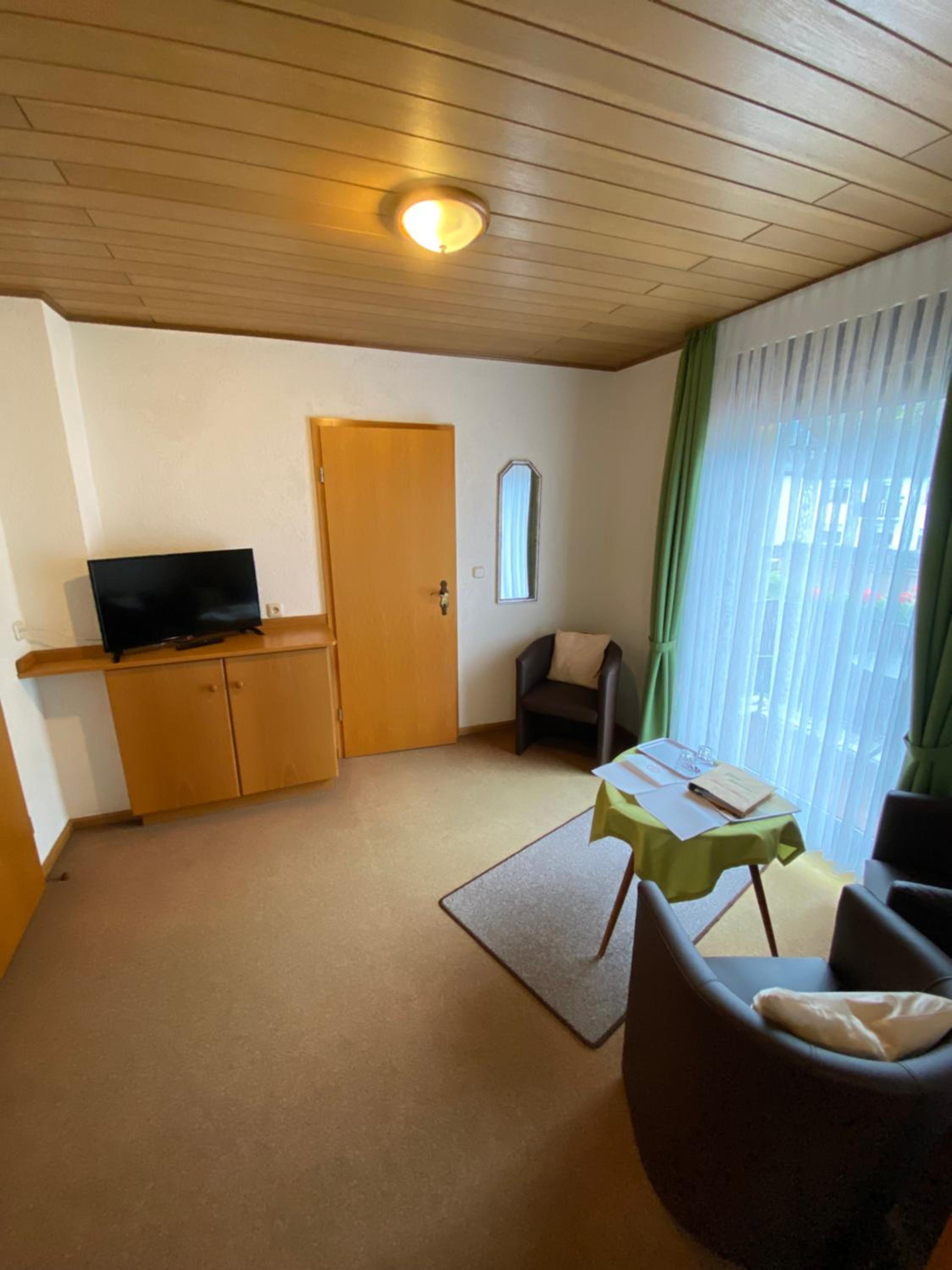 Double Room - Photo 1