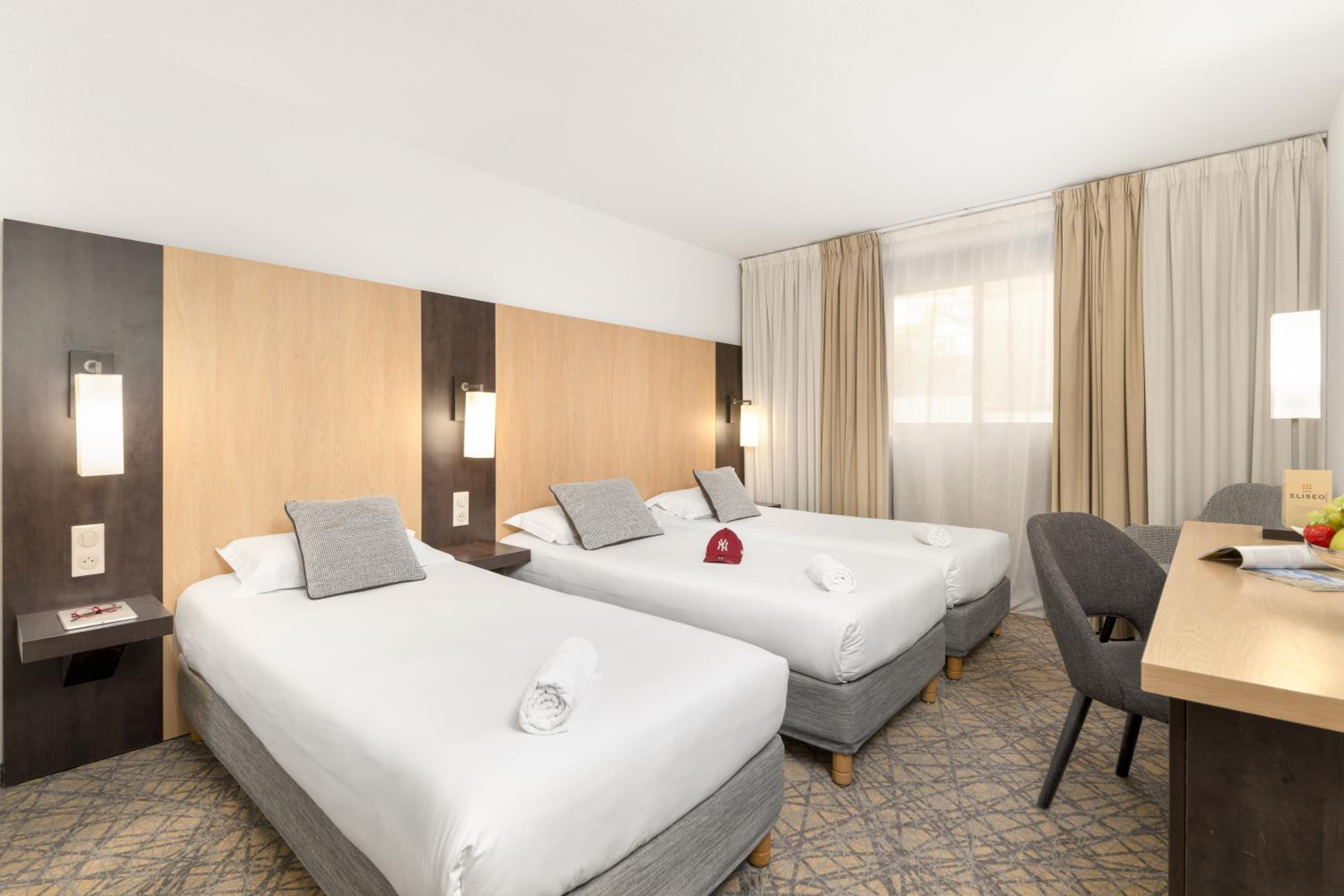 Triple Room - Photo 1