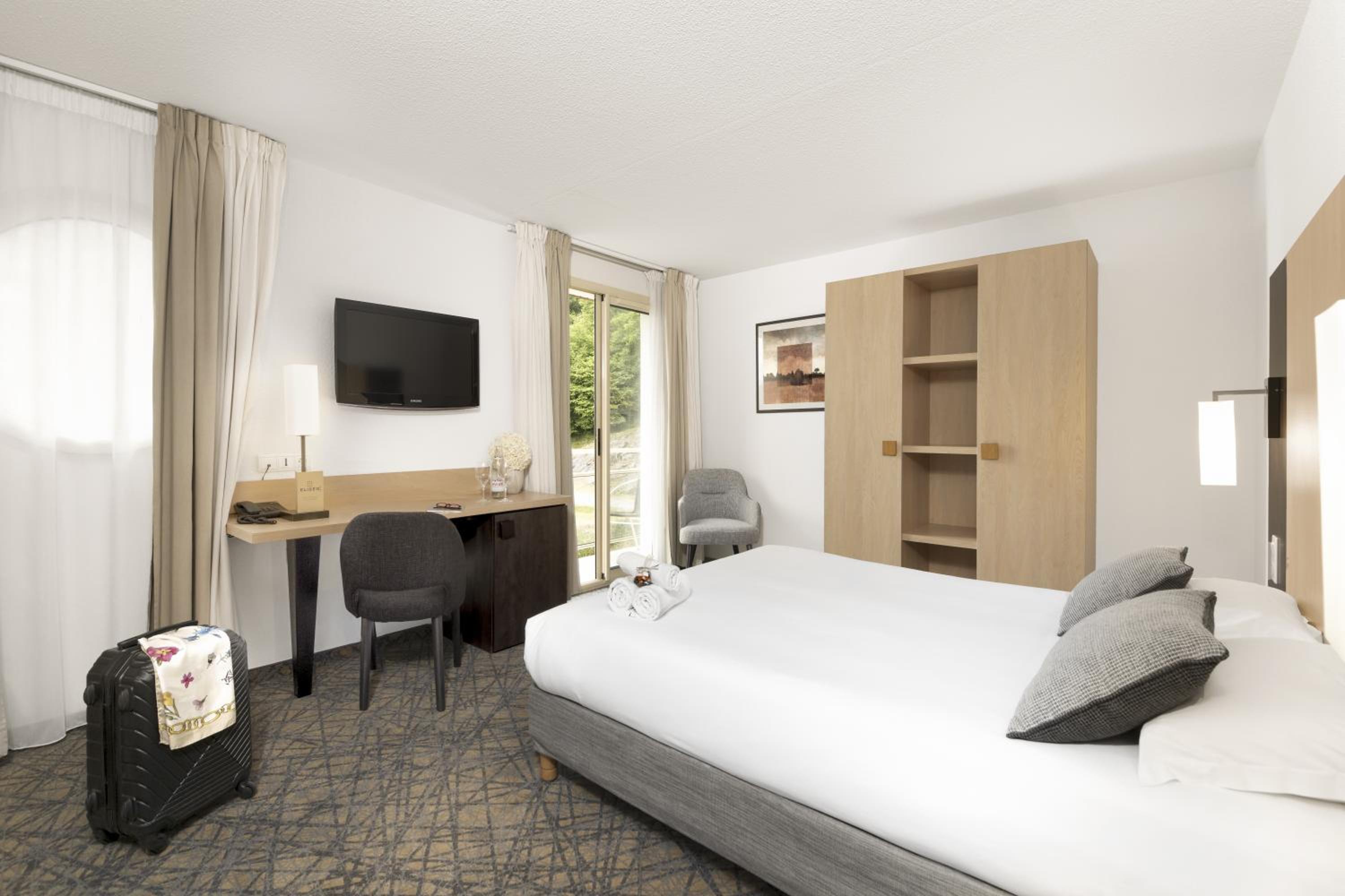 Double Room - Photo 4