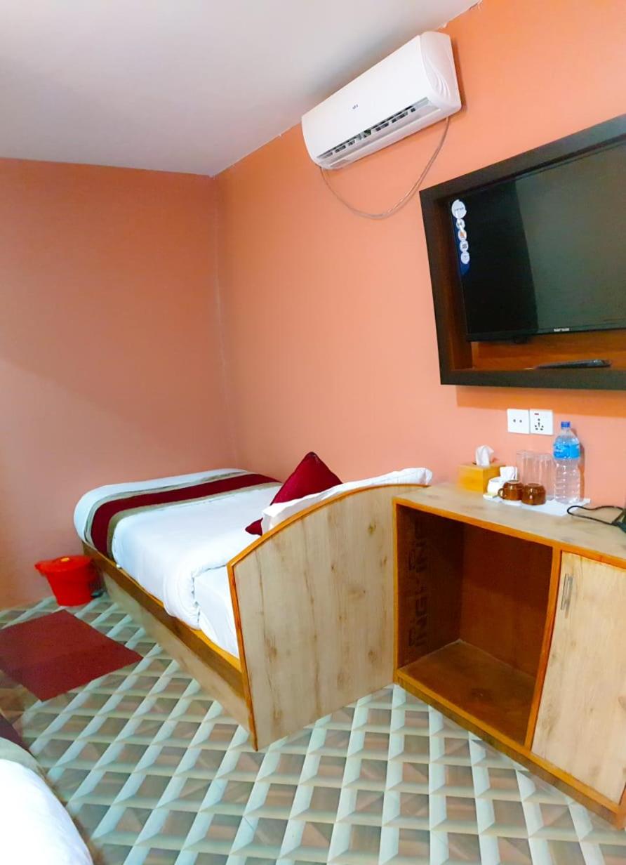 Single Room photo 1