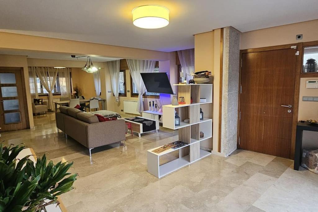 Casa de tres habitaciones
