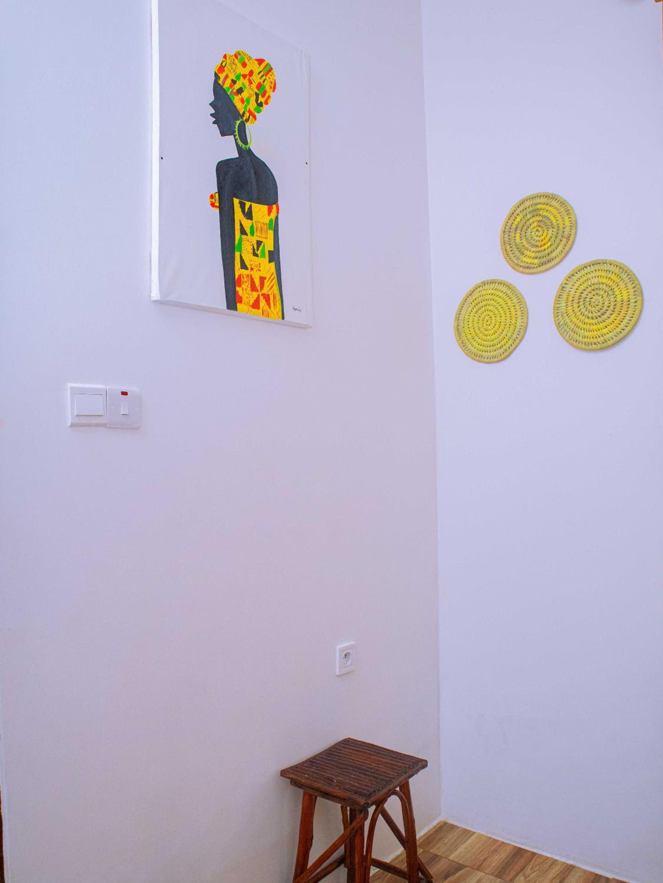 Double Room with Private Bathroom - Photo 15