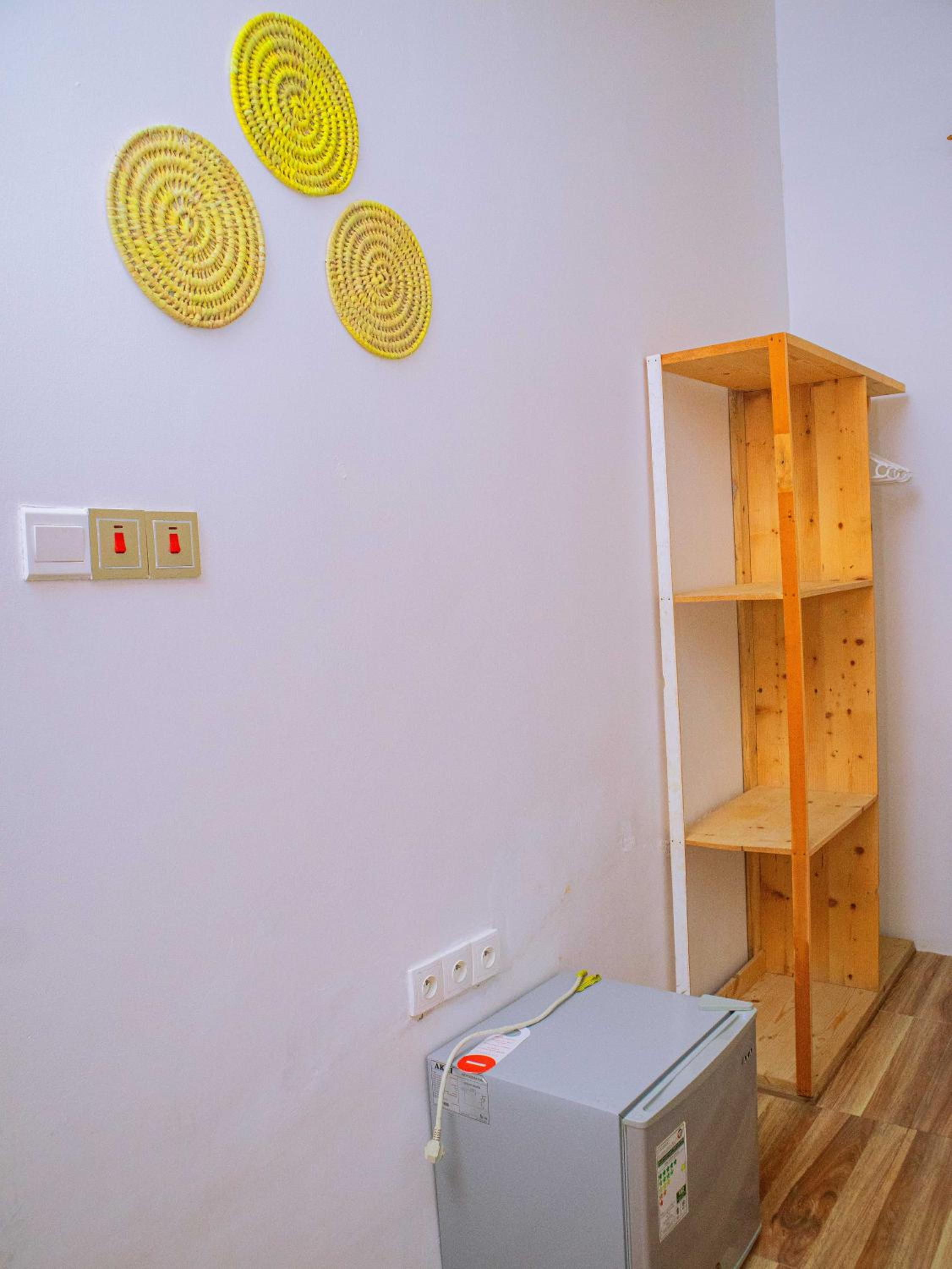 Double Room with Private Bathroom - Photo 19