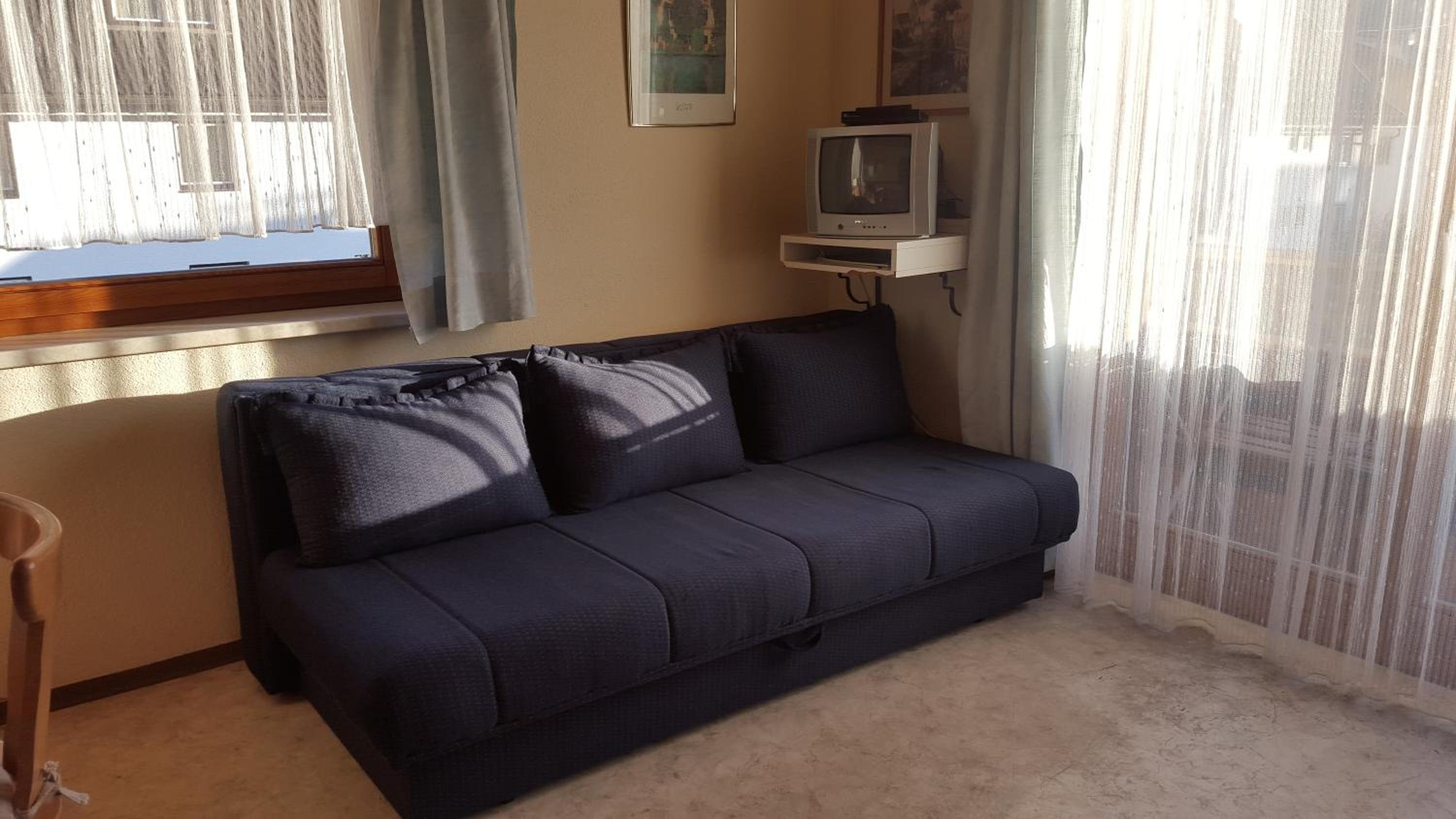 One-Bedroom Apartment with Balcony 3 photo 3