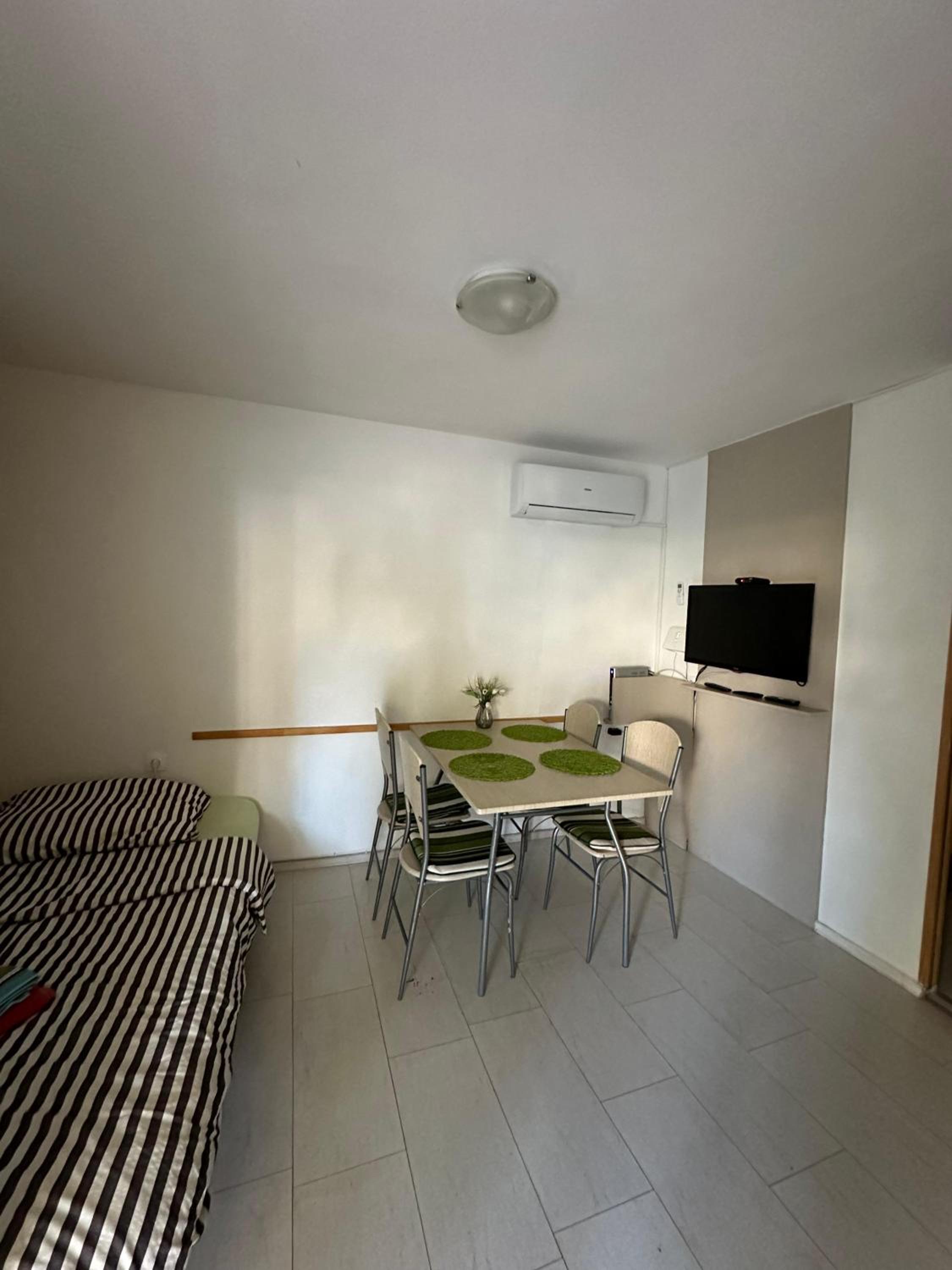 Apartment - Ground Floor - Photo 9