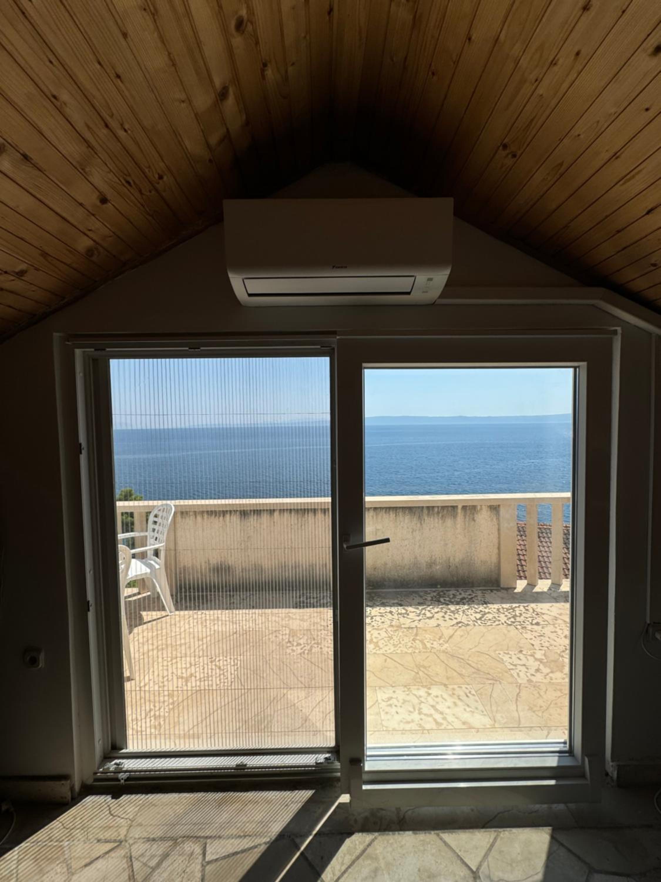 Two-Bedroom Apartment With Balcony And Sea View photo 3