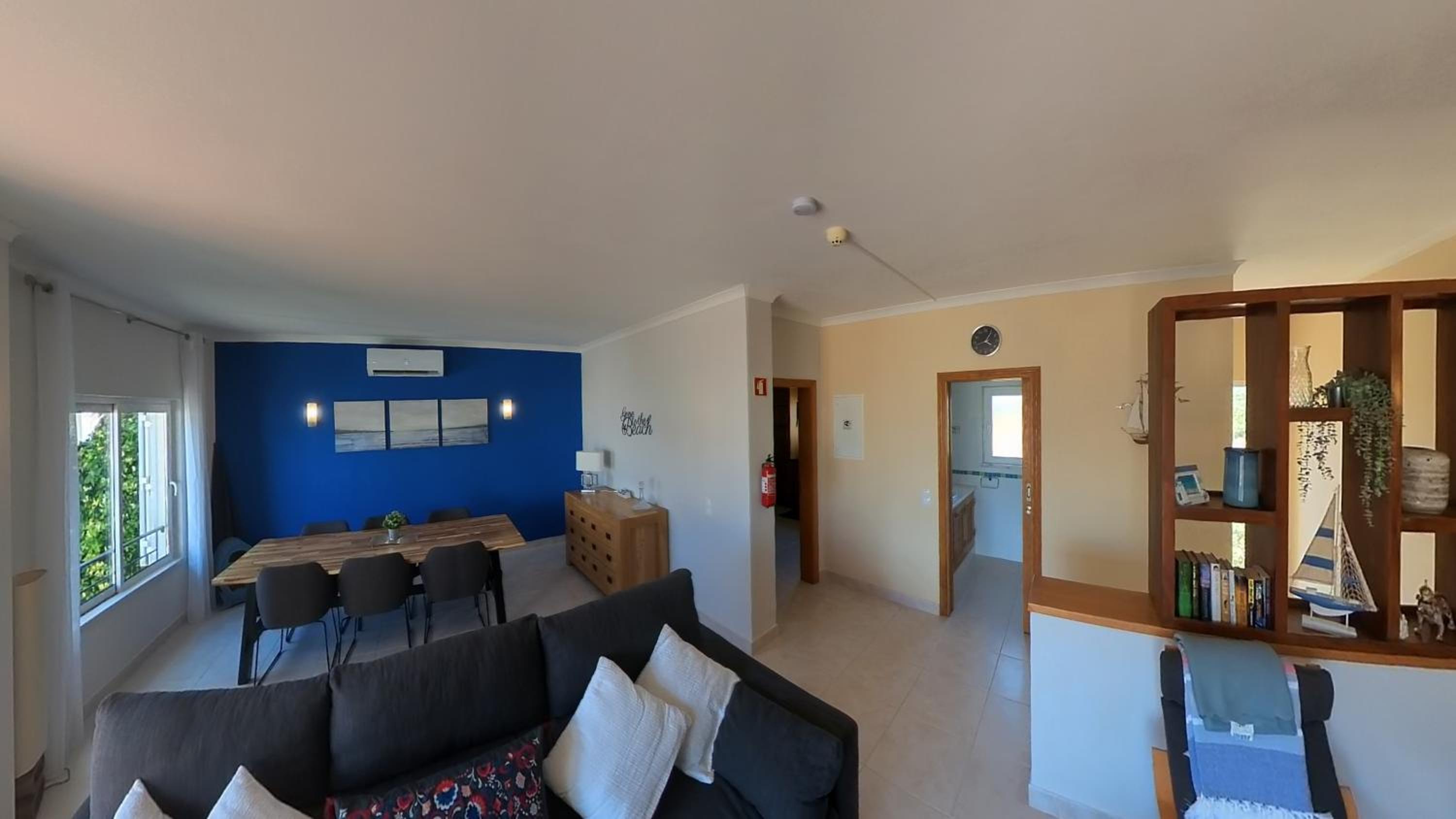 Deluxe Two-Bedroom Apartment with Garden View
