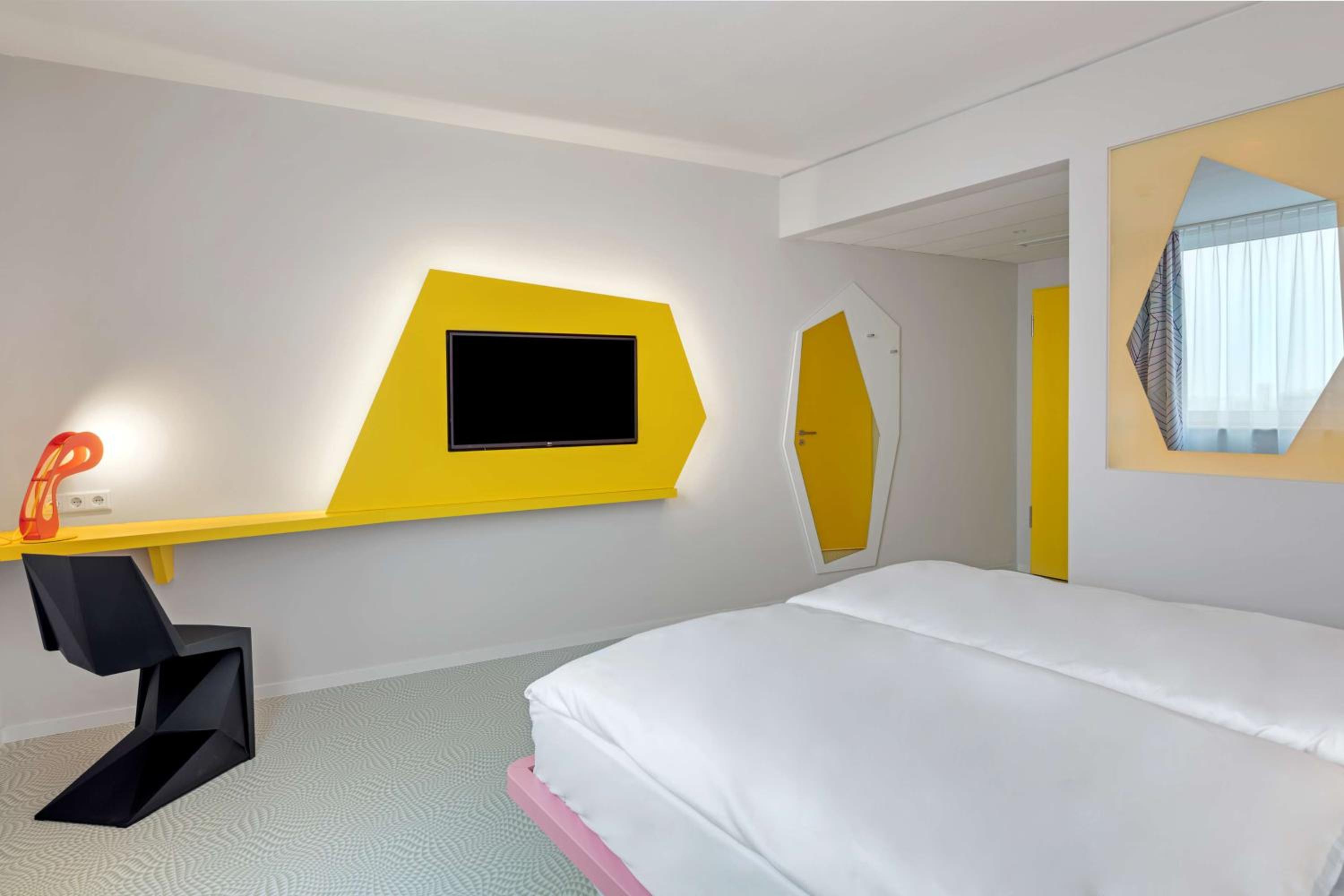 Design Room - Photo 3