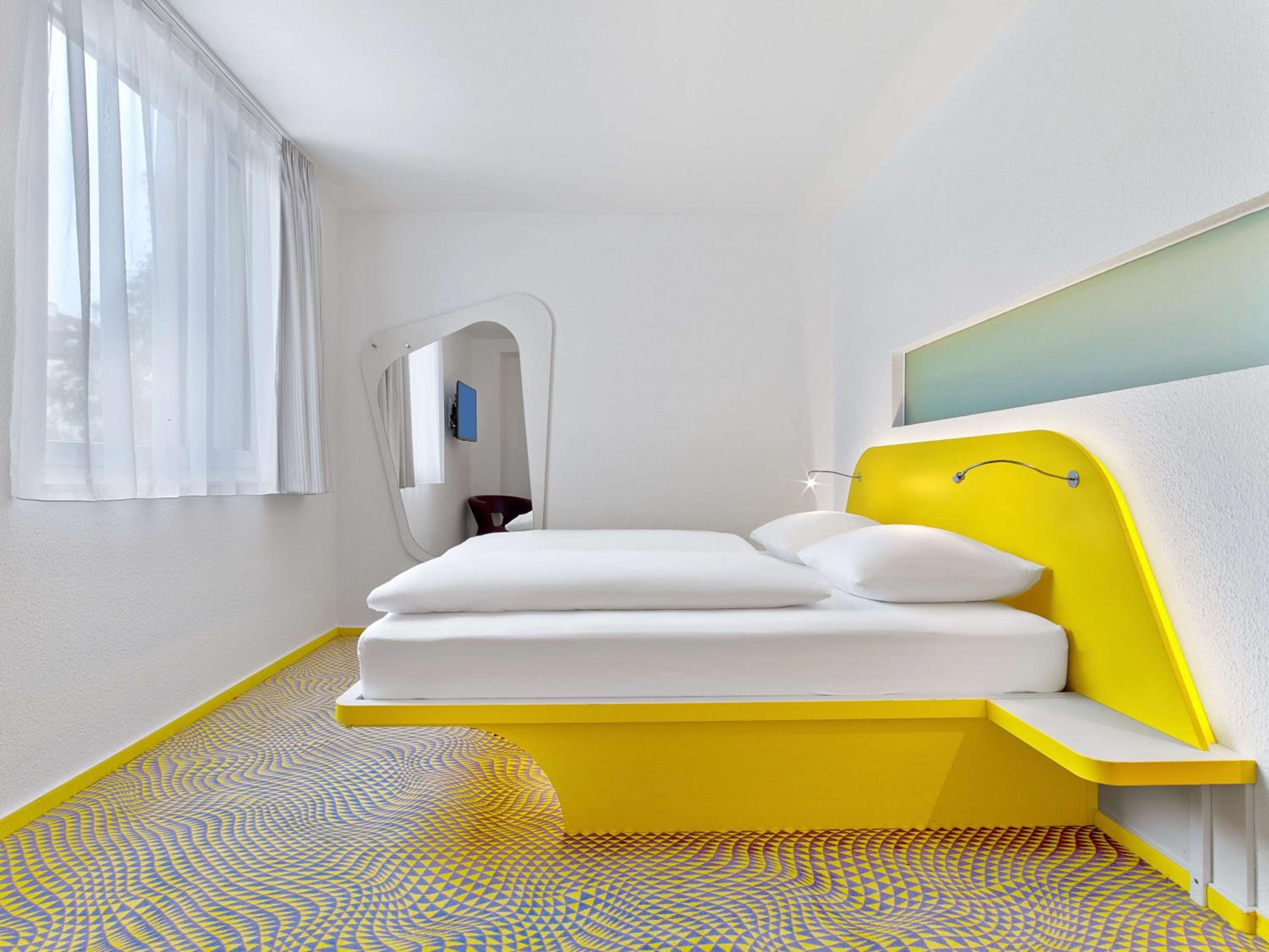 Design Room - Photo 2