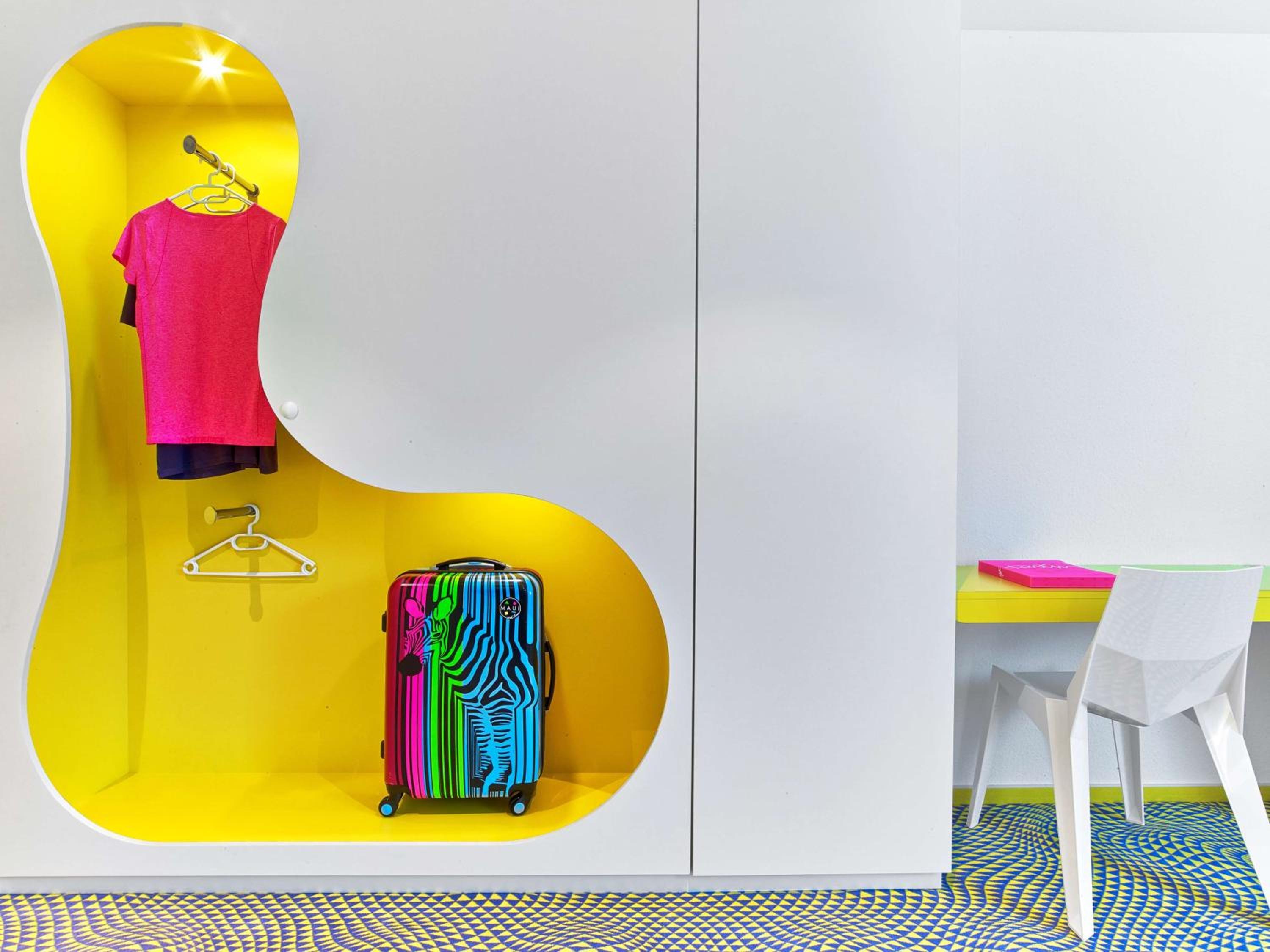 Design Room - Photo 3