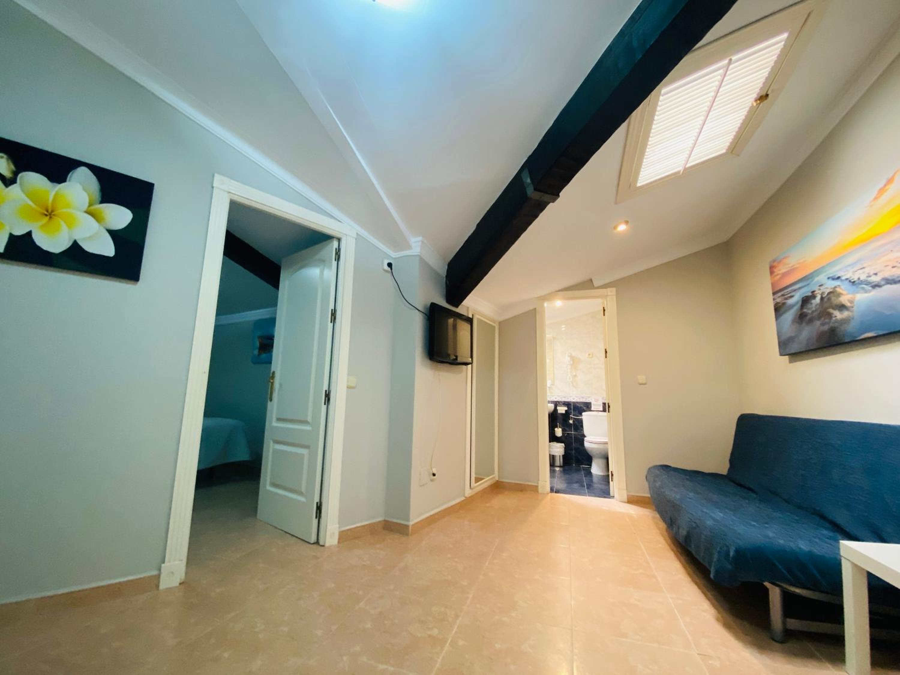 Family Room without Window - Photo 2