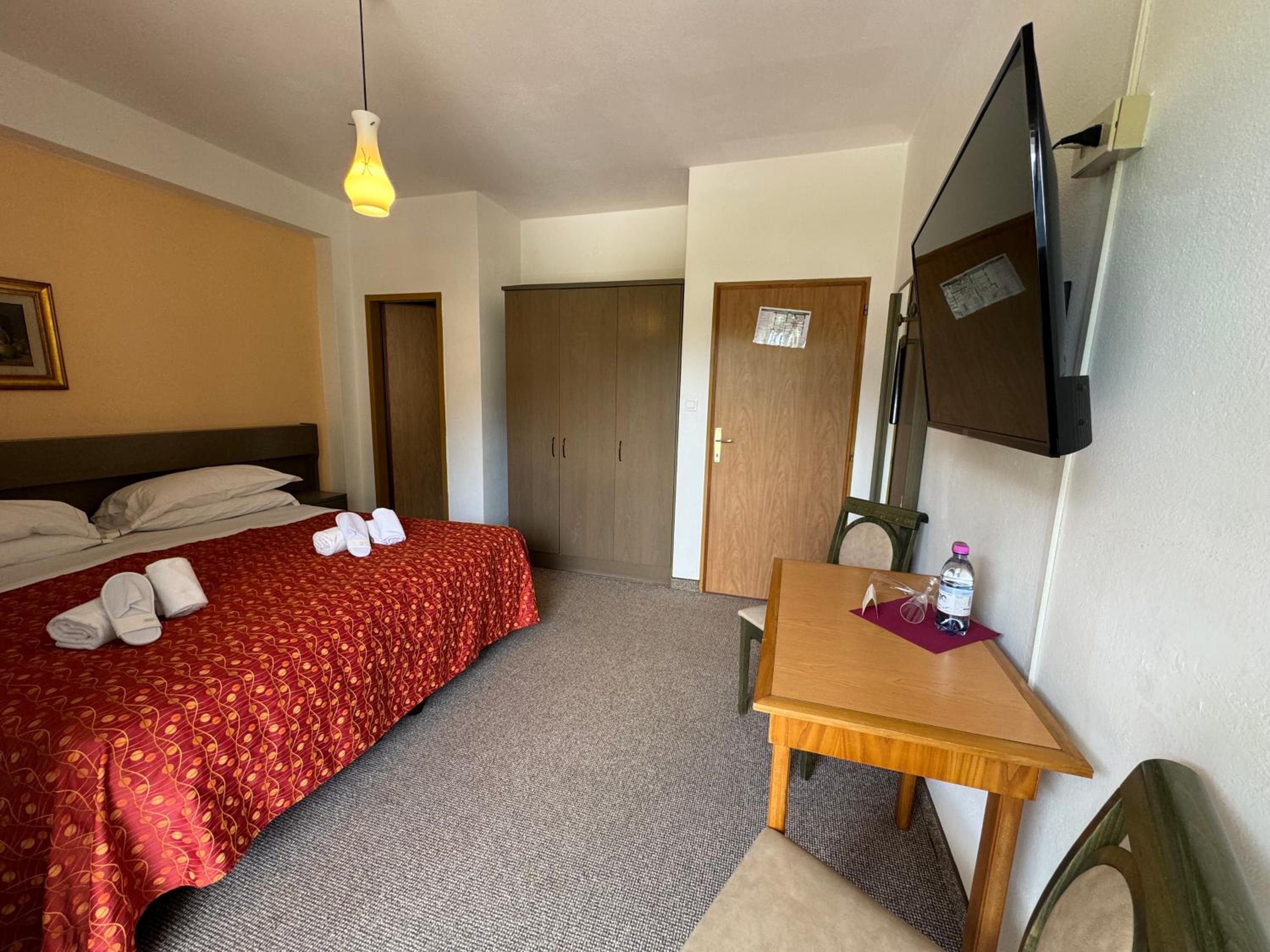 Triple Room with Balcony photo 2