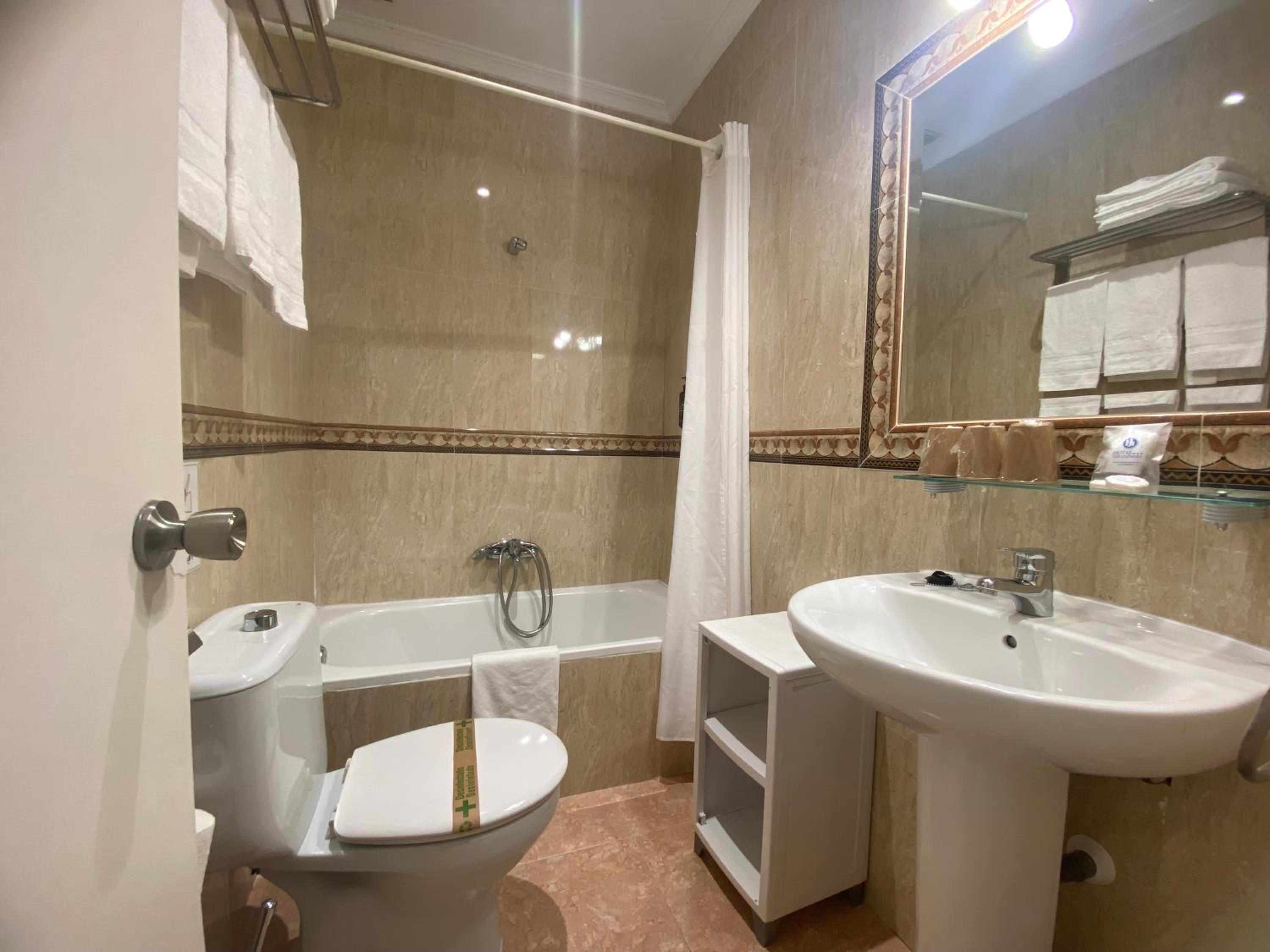 Twin Room - Ground Floor - Photo 3