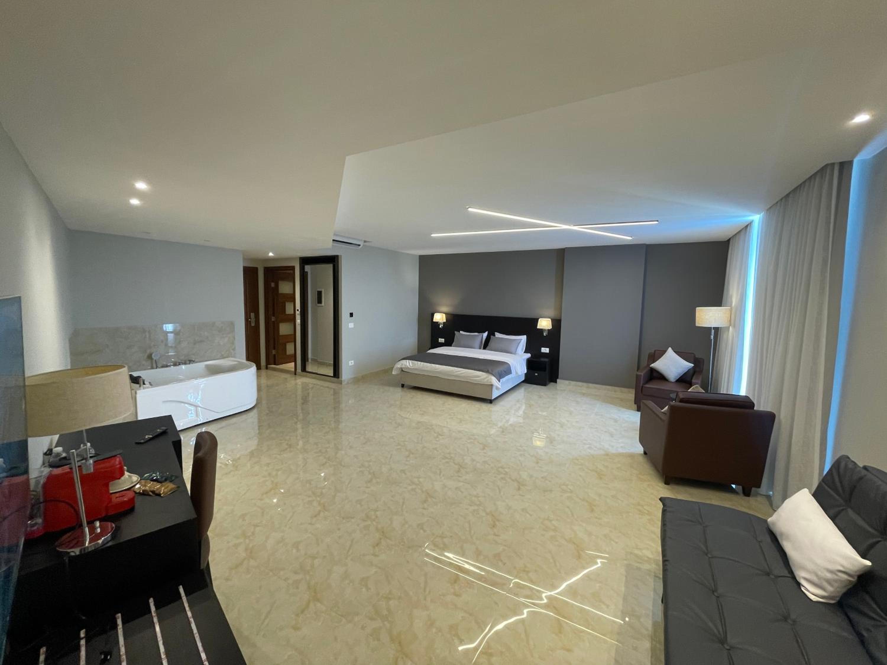 Suite with Sea View photo 3