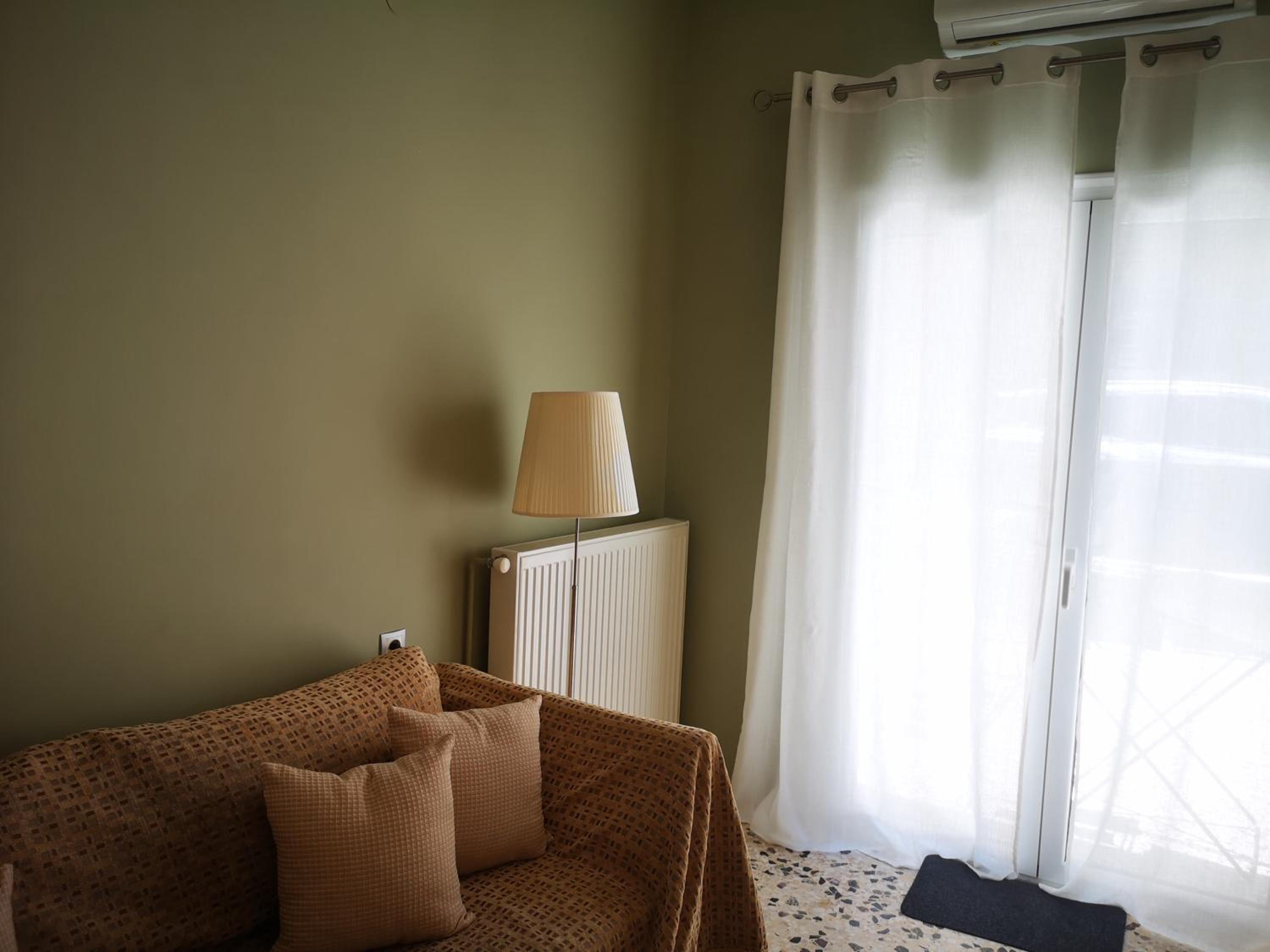 Three-Bedroom Apartment photo 2