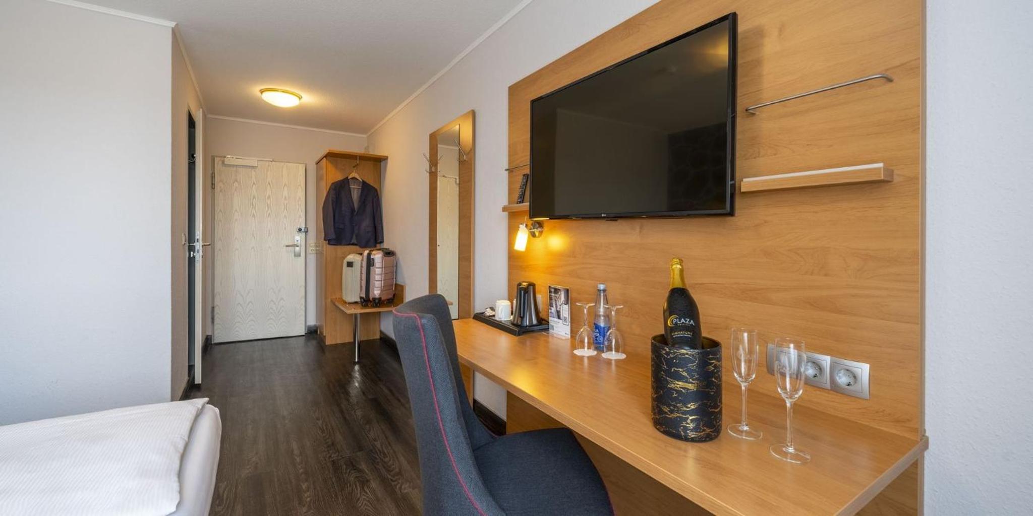 Standard Double Room photo 3