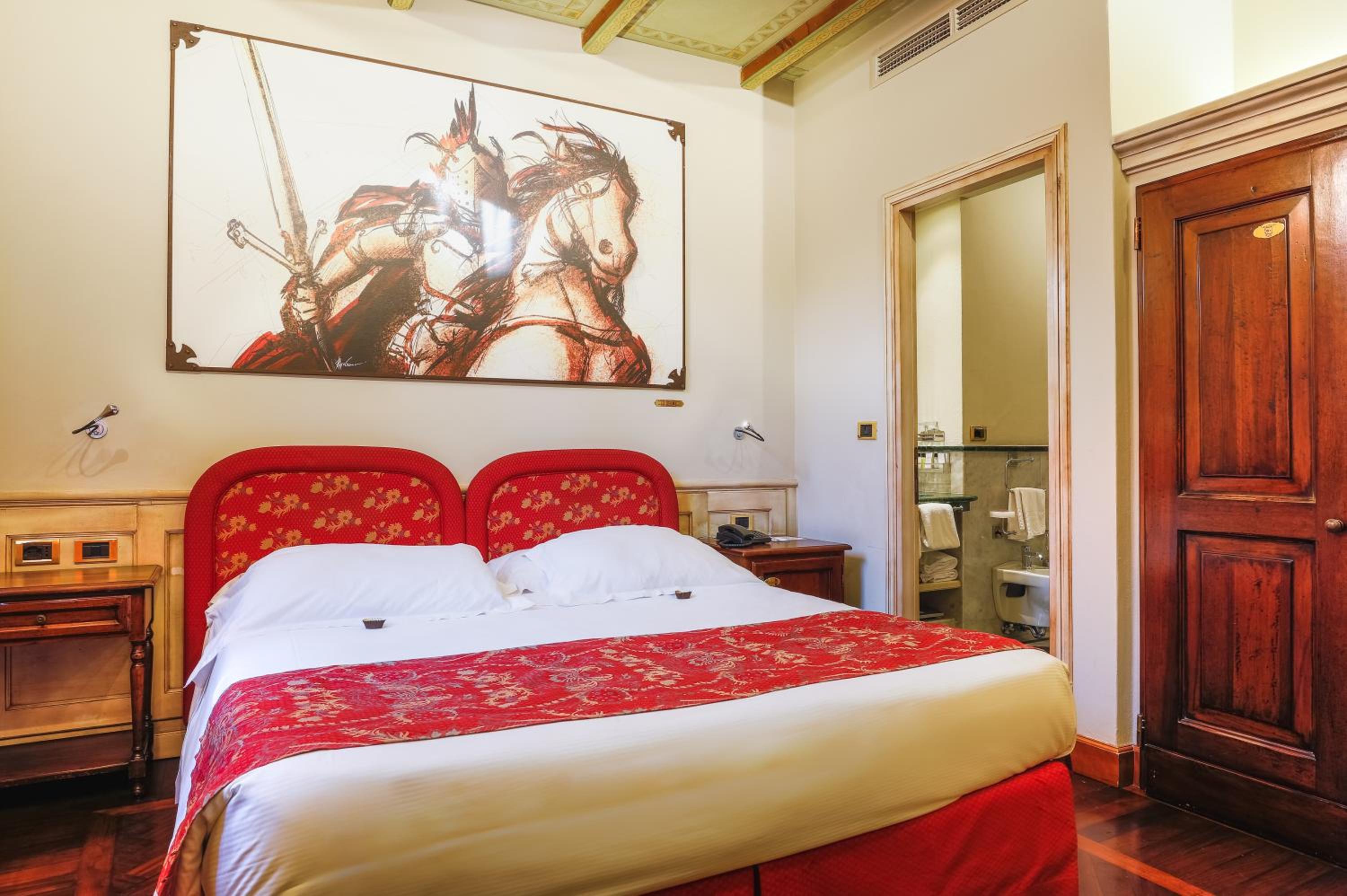 Deluxe Double Room photo 3