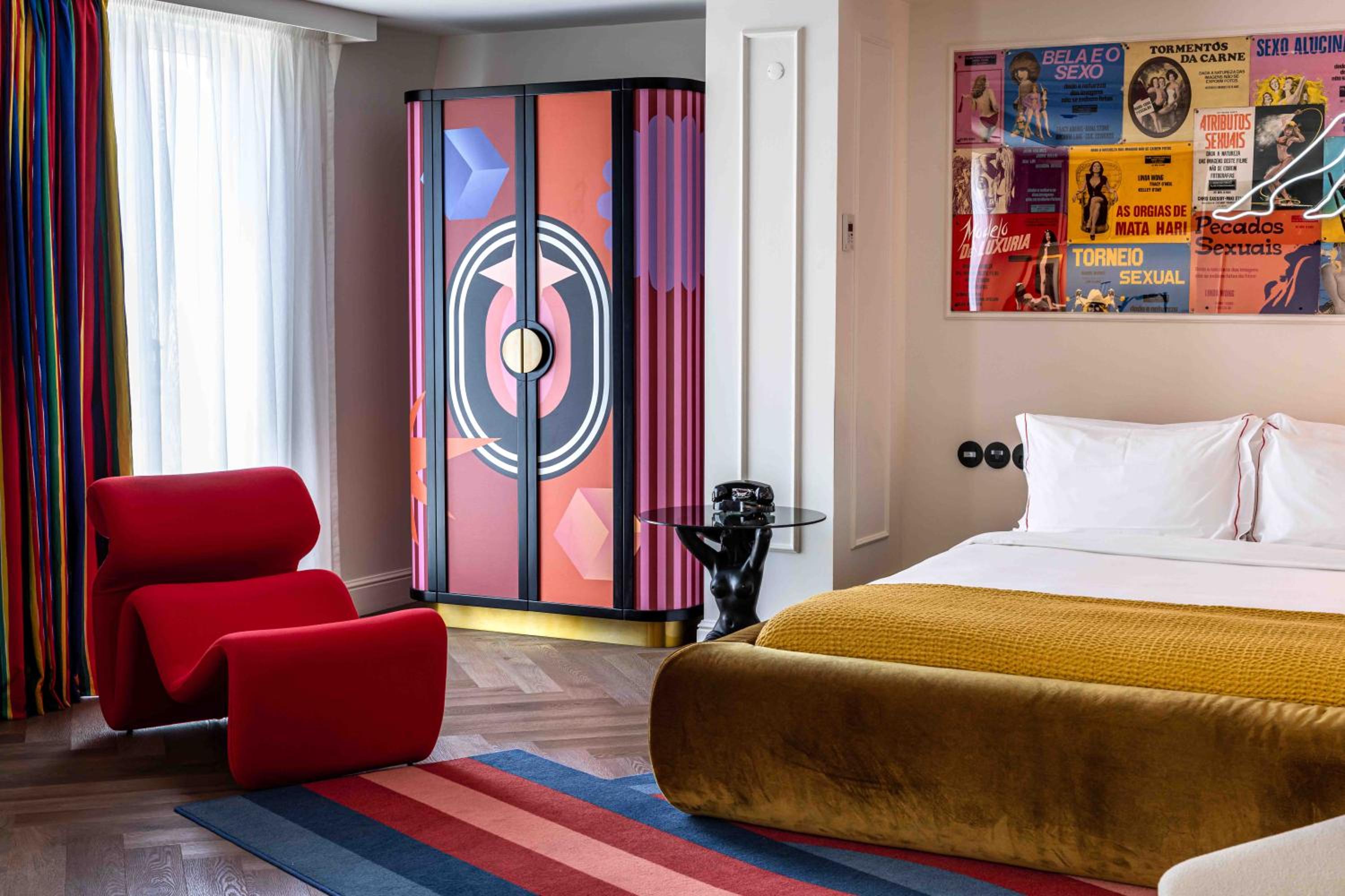 Available room