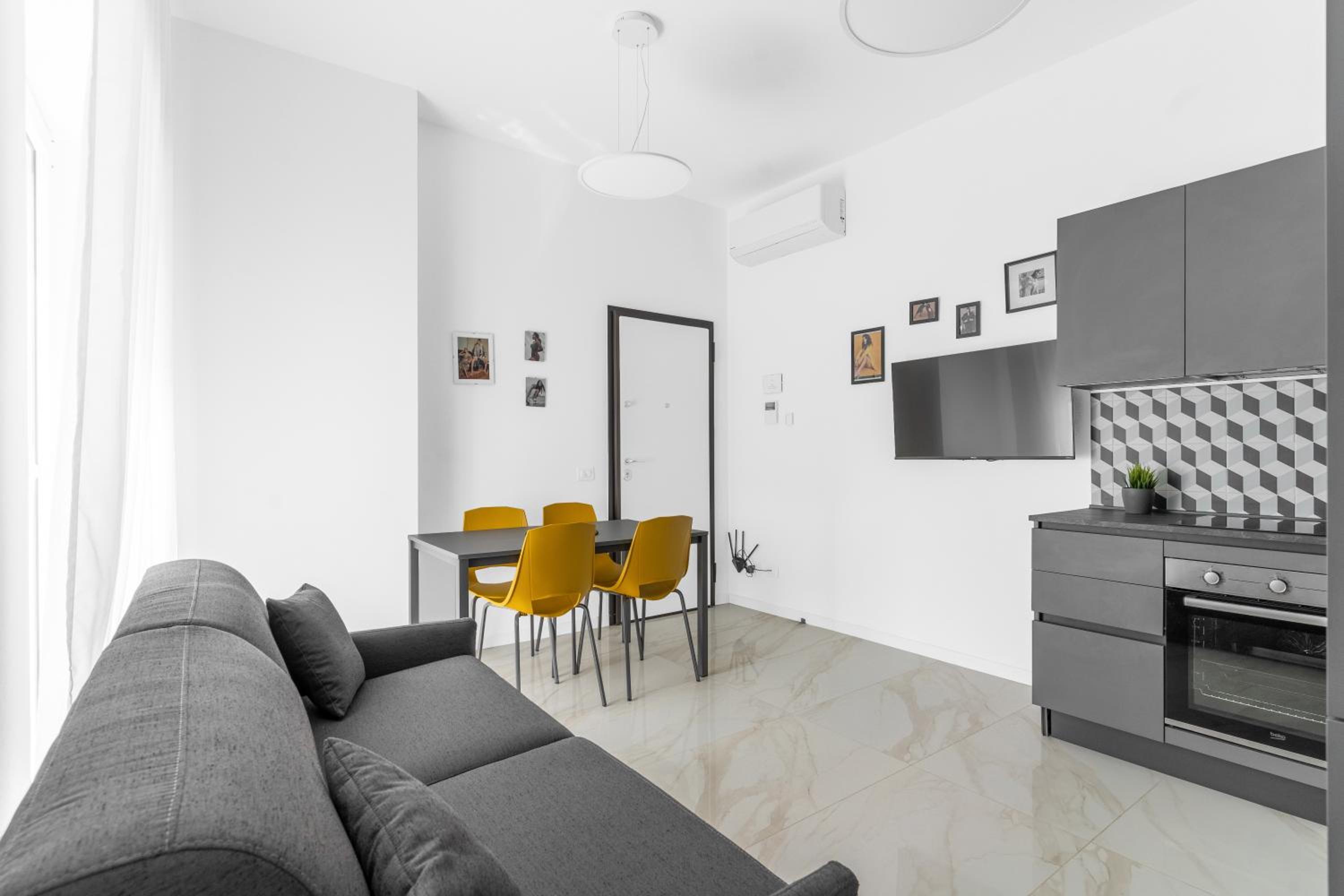 One-Bedroom Apartment