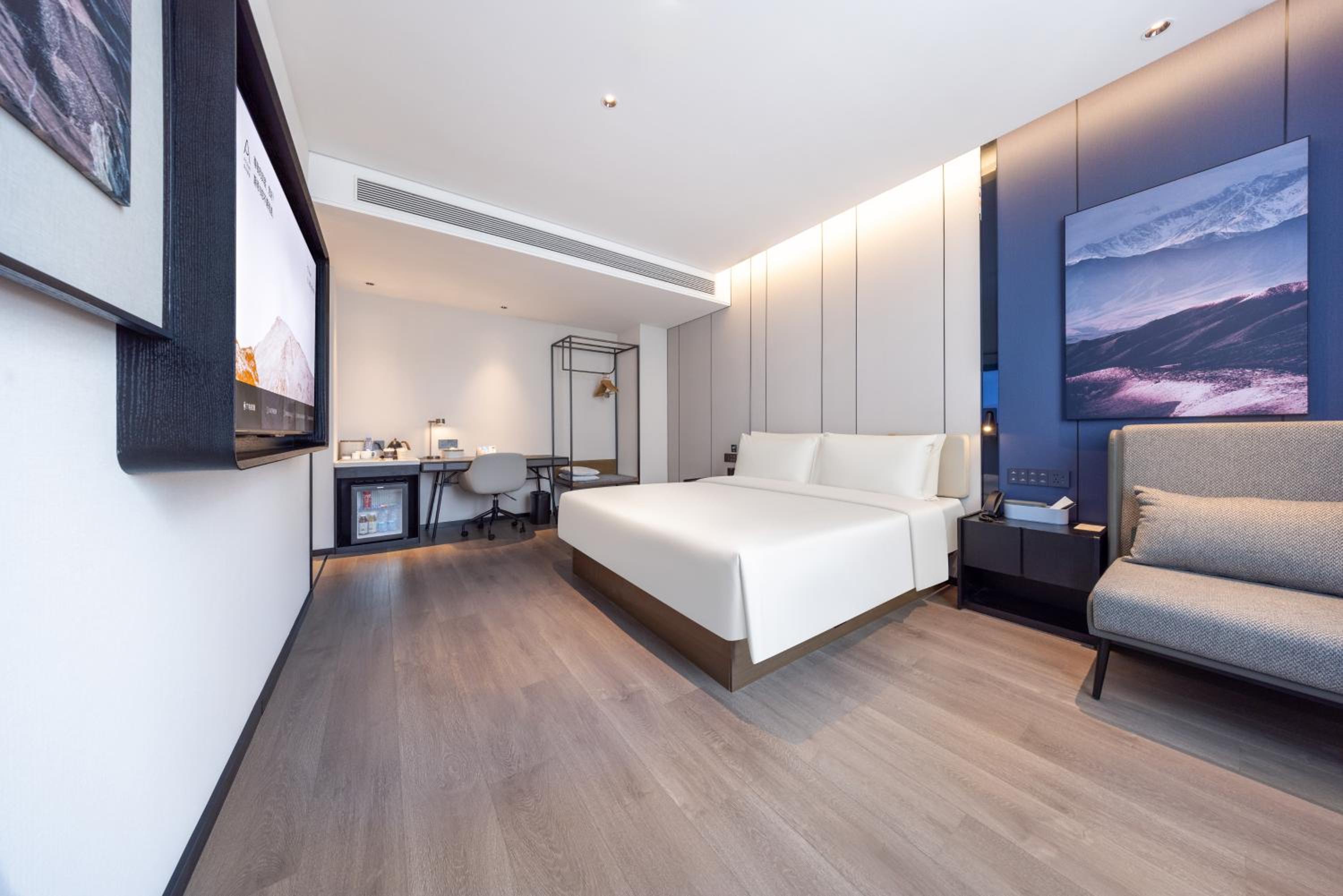 Jimu Queen Room