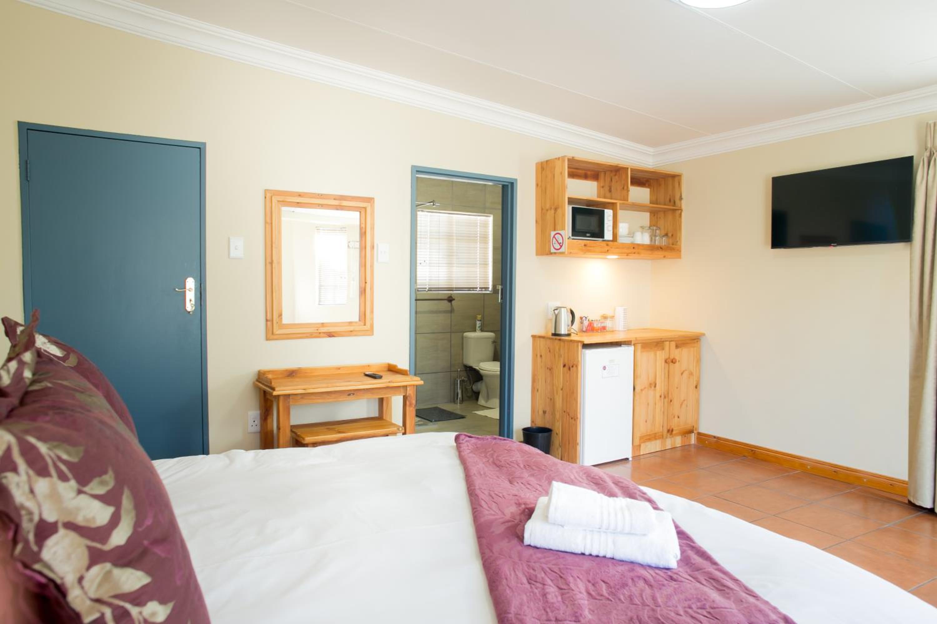 Deluxe King Room photo 1