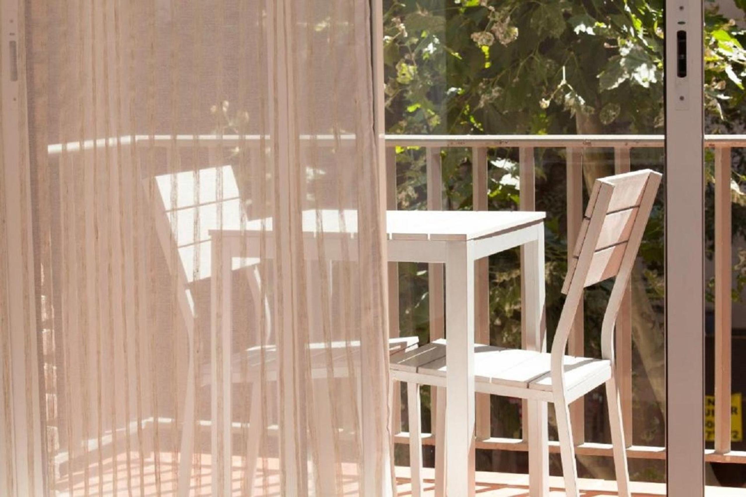 Three-Bedroom Apartment photo 2