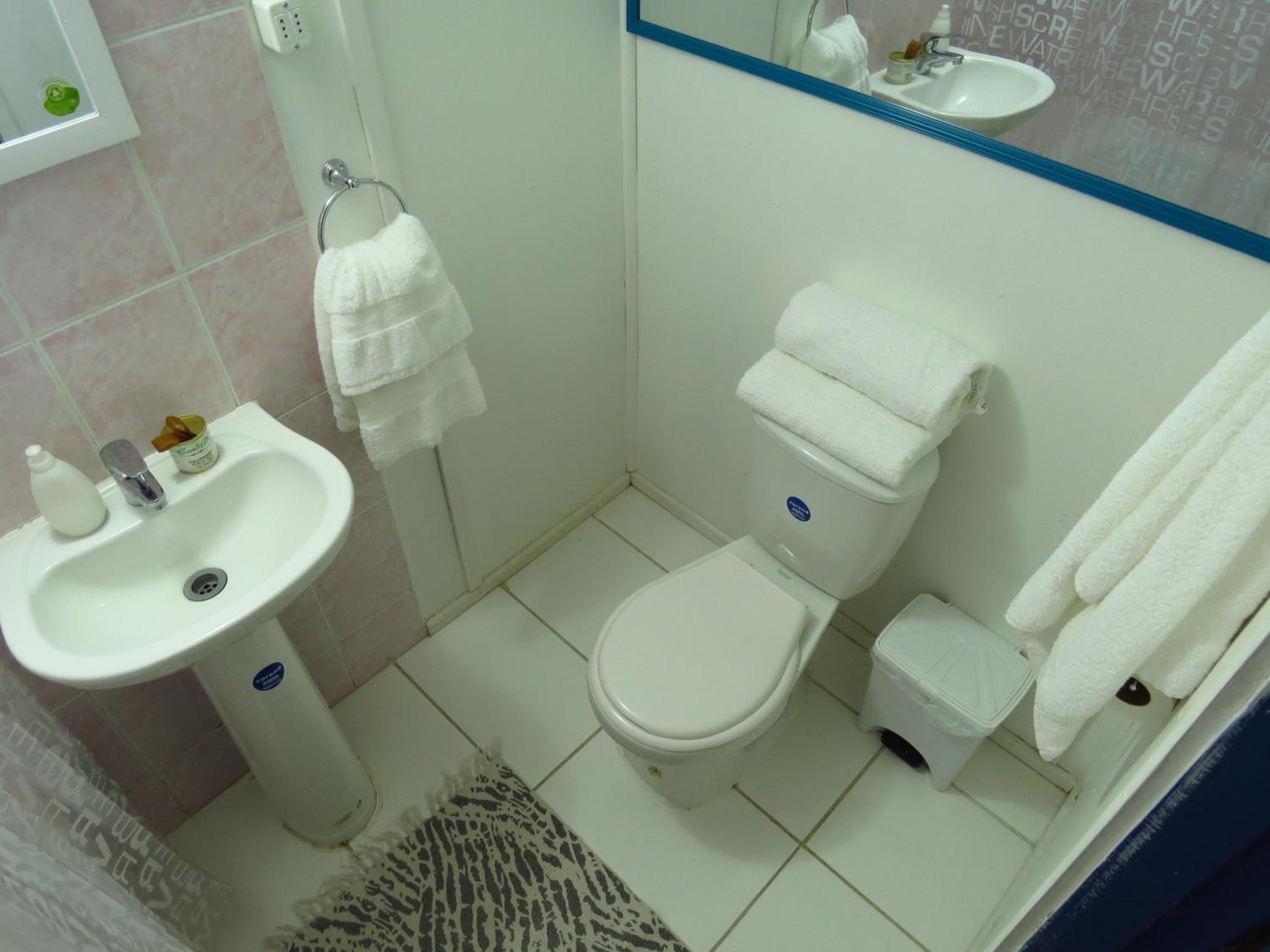 Superior Single Room With  Private Bathroom photo 1