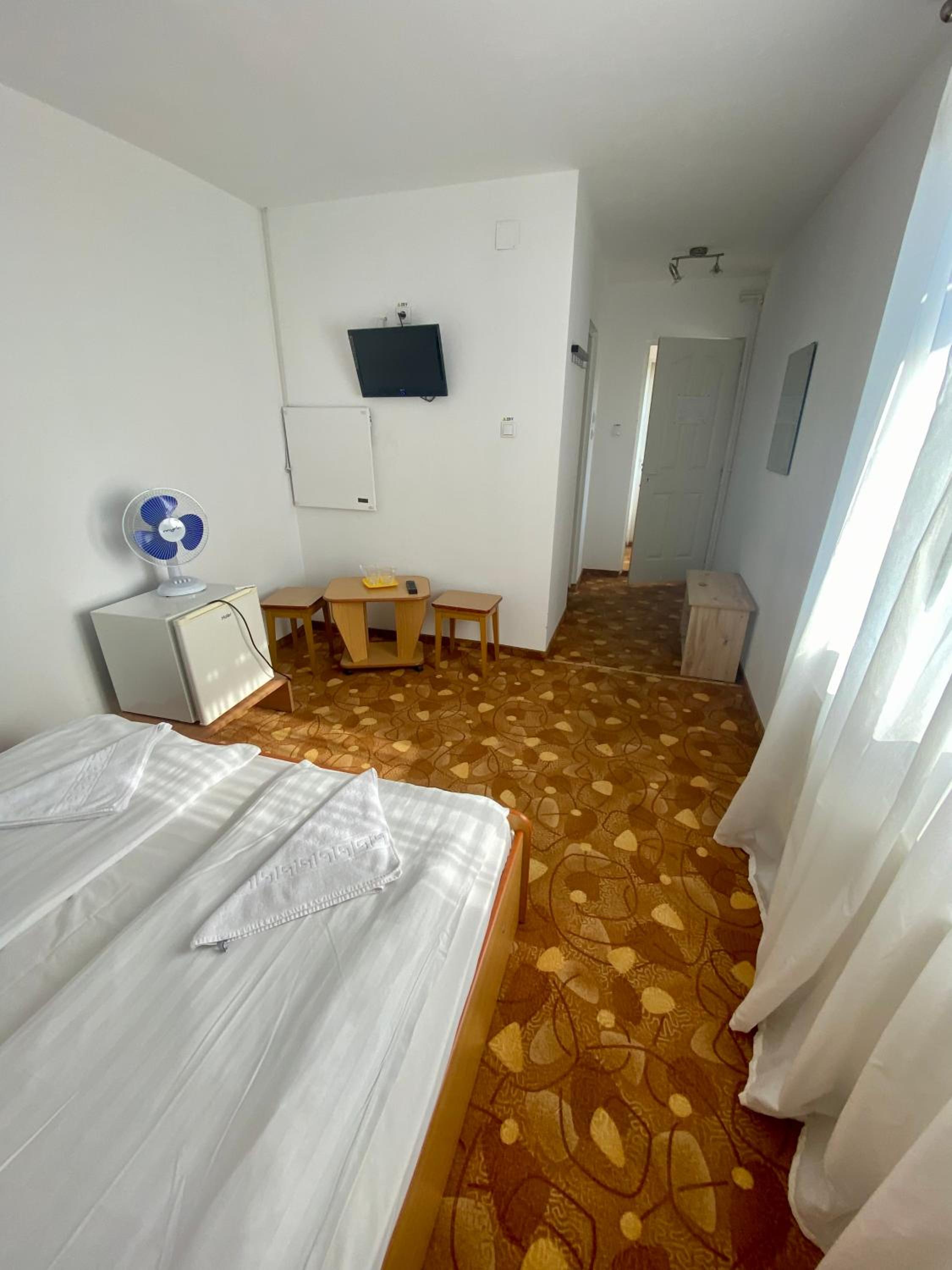 Economy Double Room photo 3