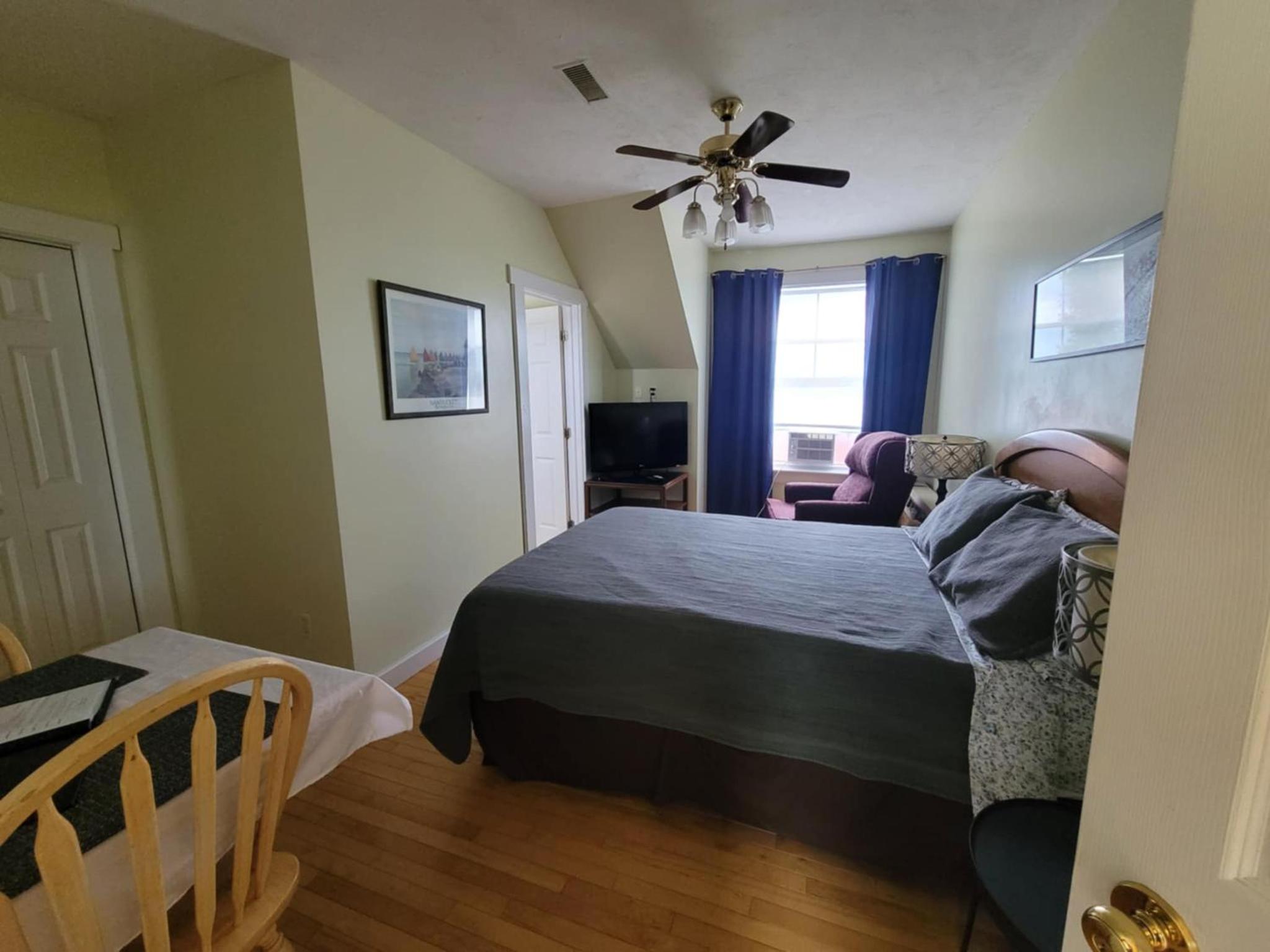 Queen Room with Sea View photo 2