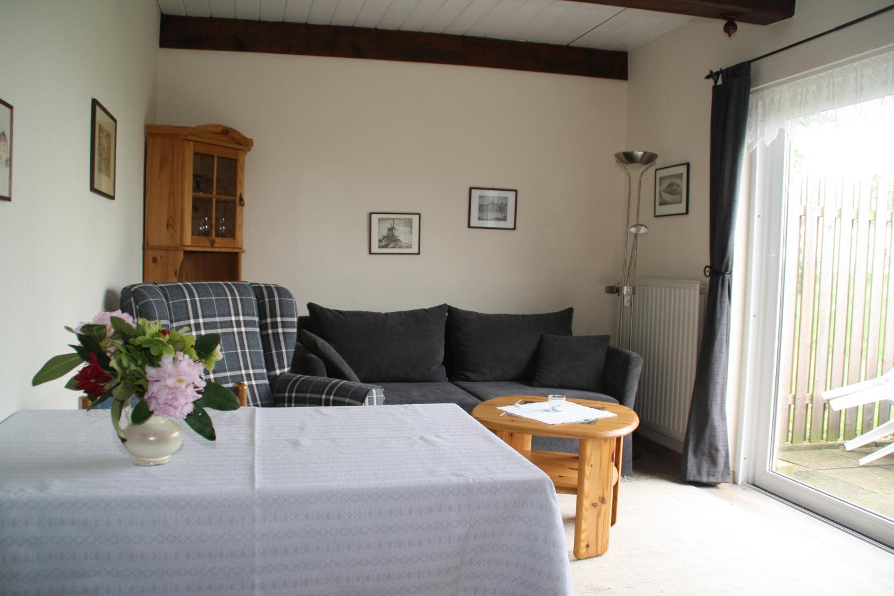 One-Bedroom Apartment with Garden
