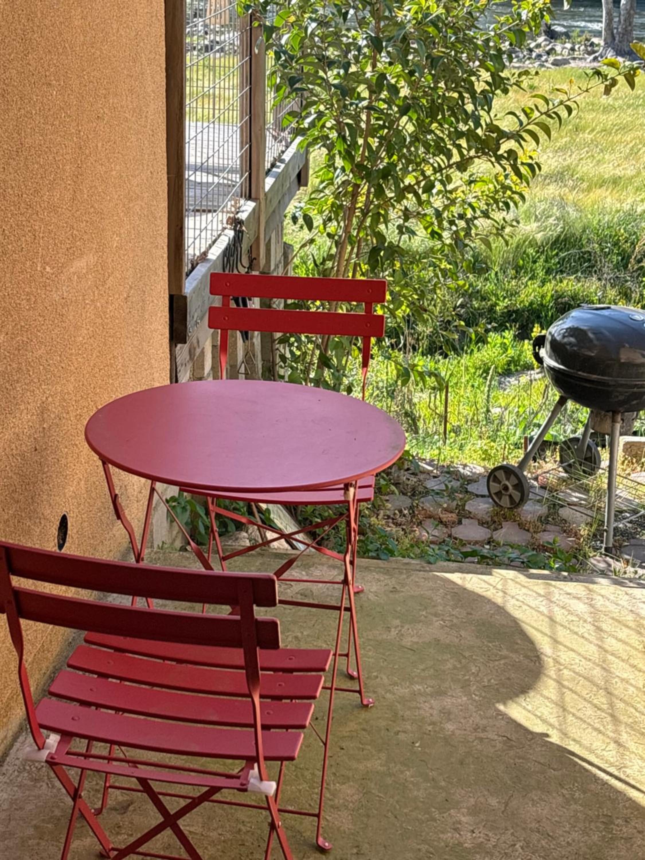 Bungalow - Water Front  - Photo 18