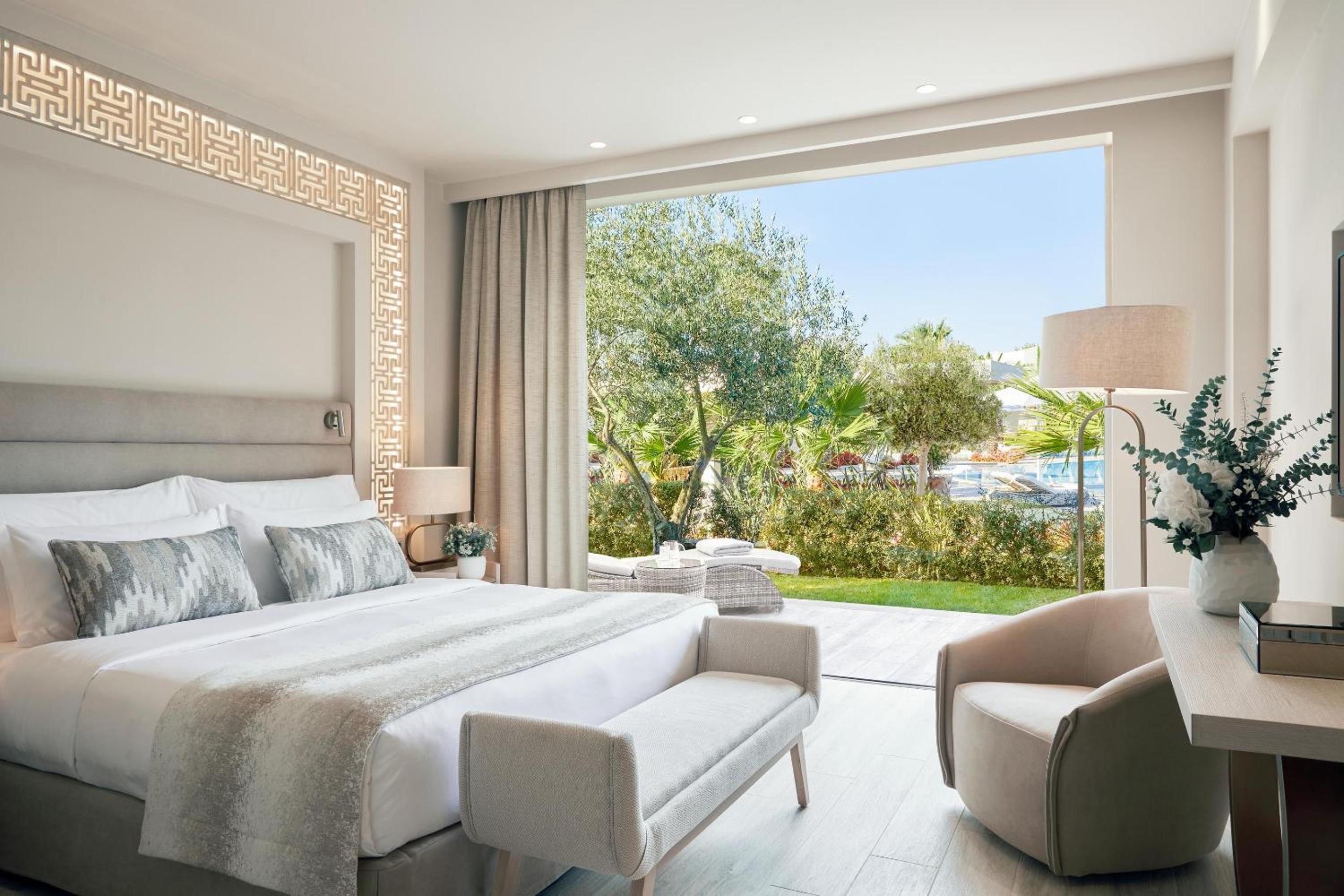 One Bedroom Suite Private Garden Pool View