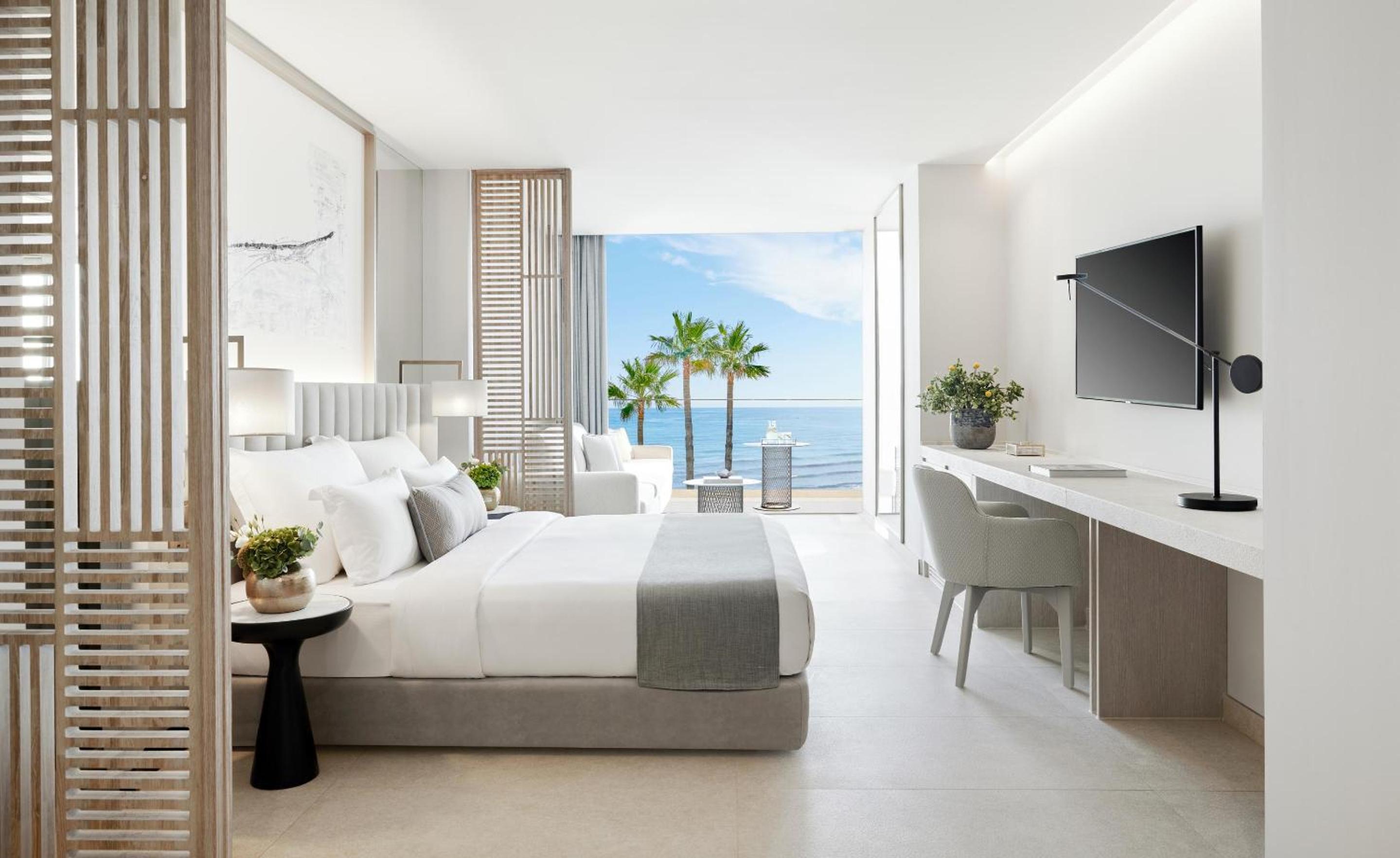 Deluxe Junior Suite with Sea View