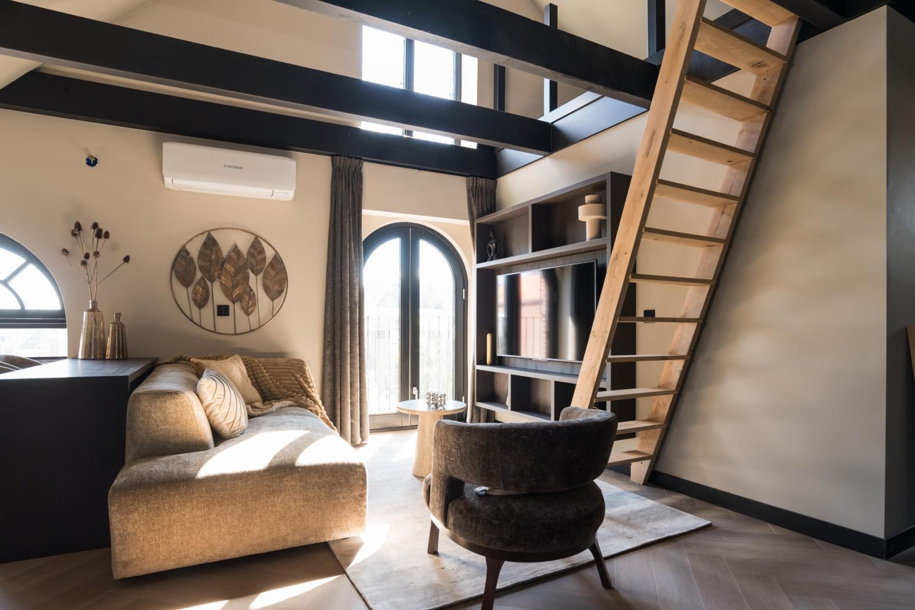 Two-Bedroom Loft Apartment photo 1