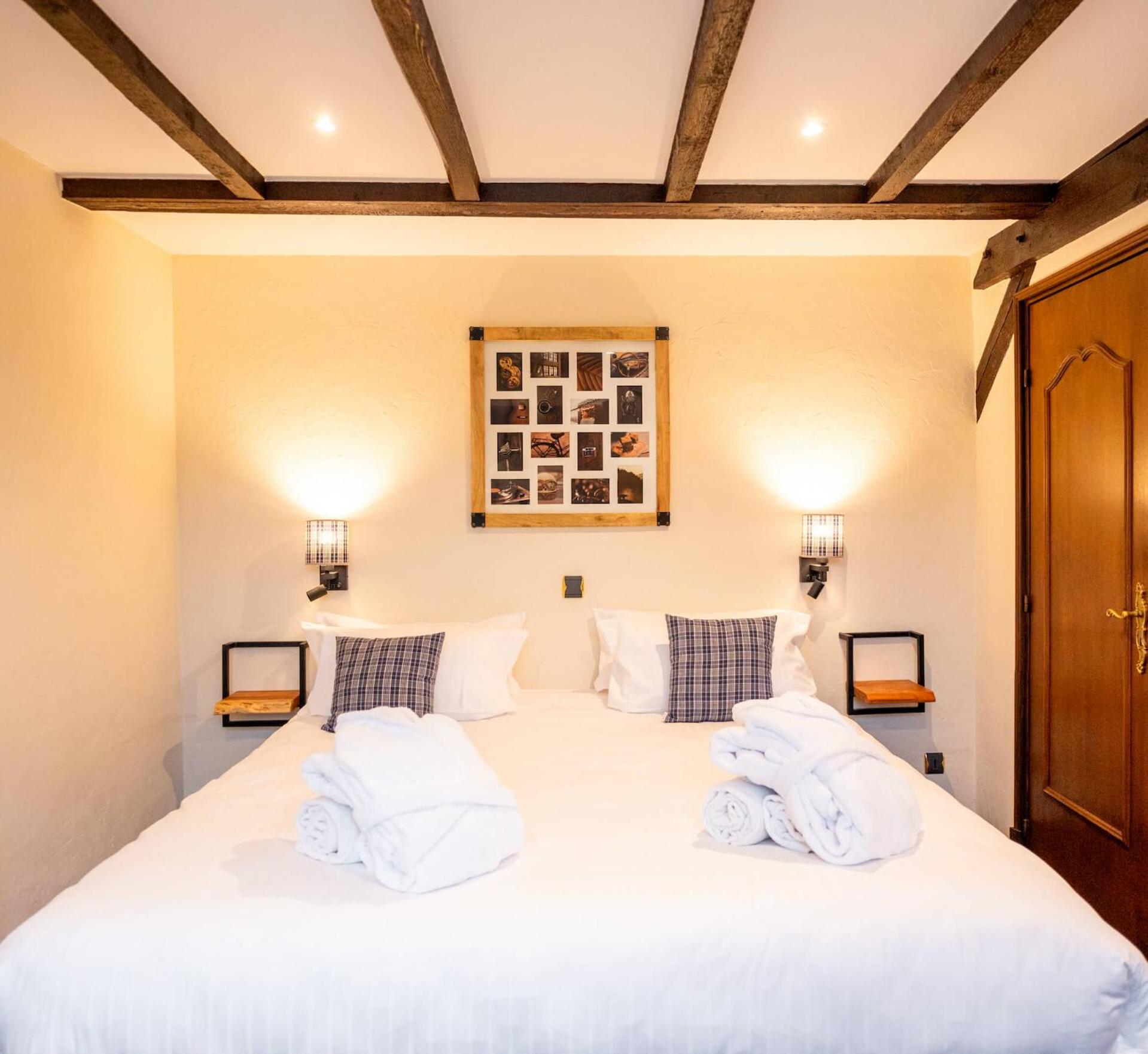 Superior Double or Twin Room - Photo 7