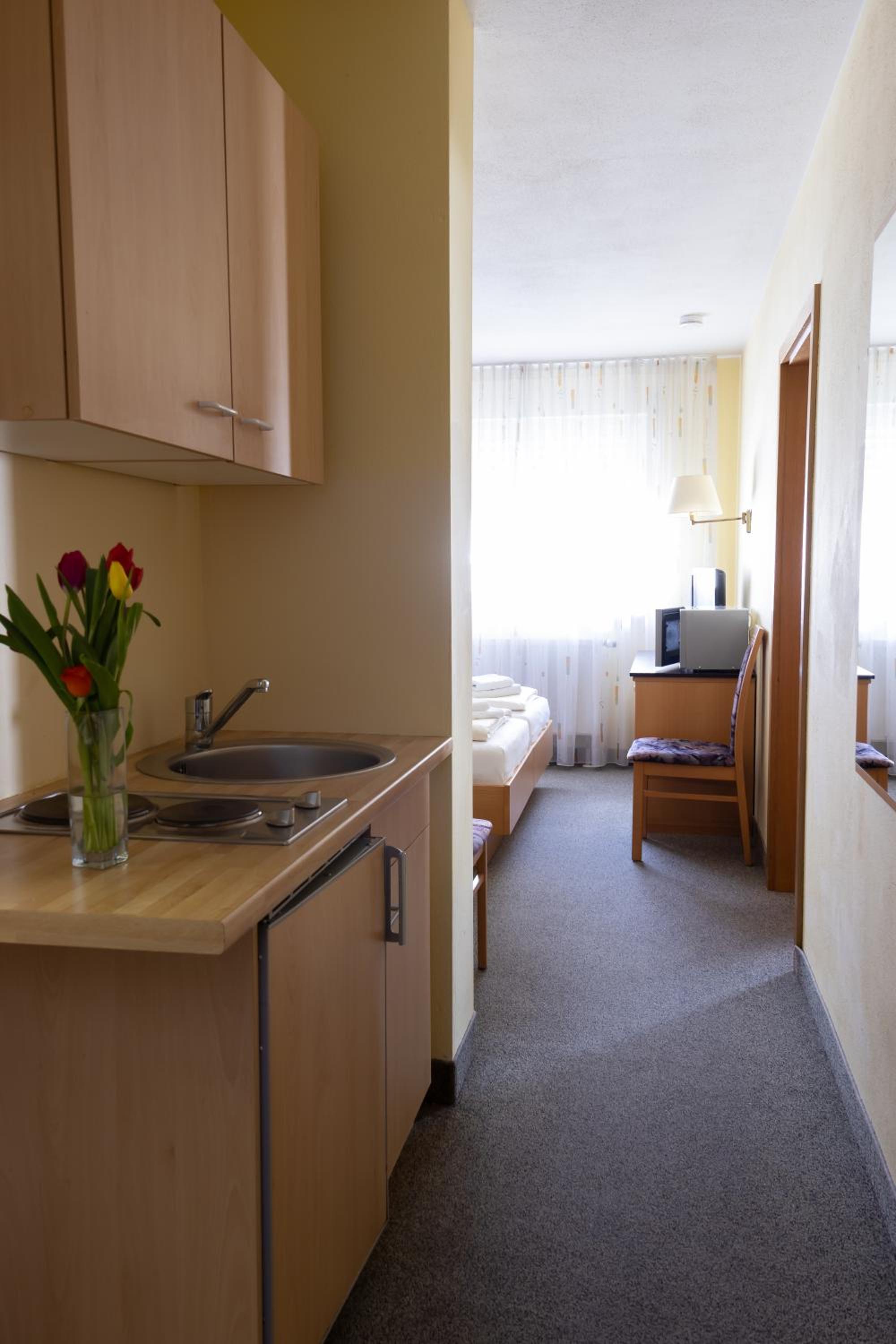 Double or Twin Room - Photo 2
