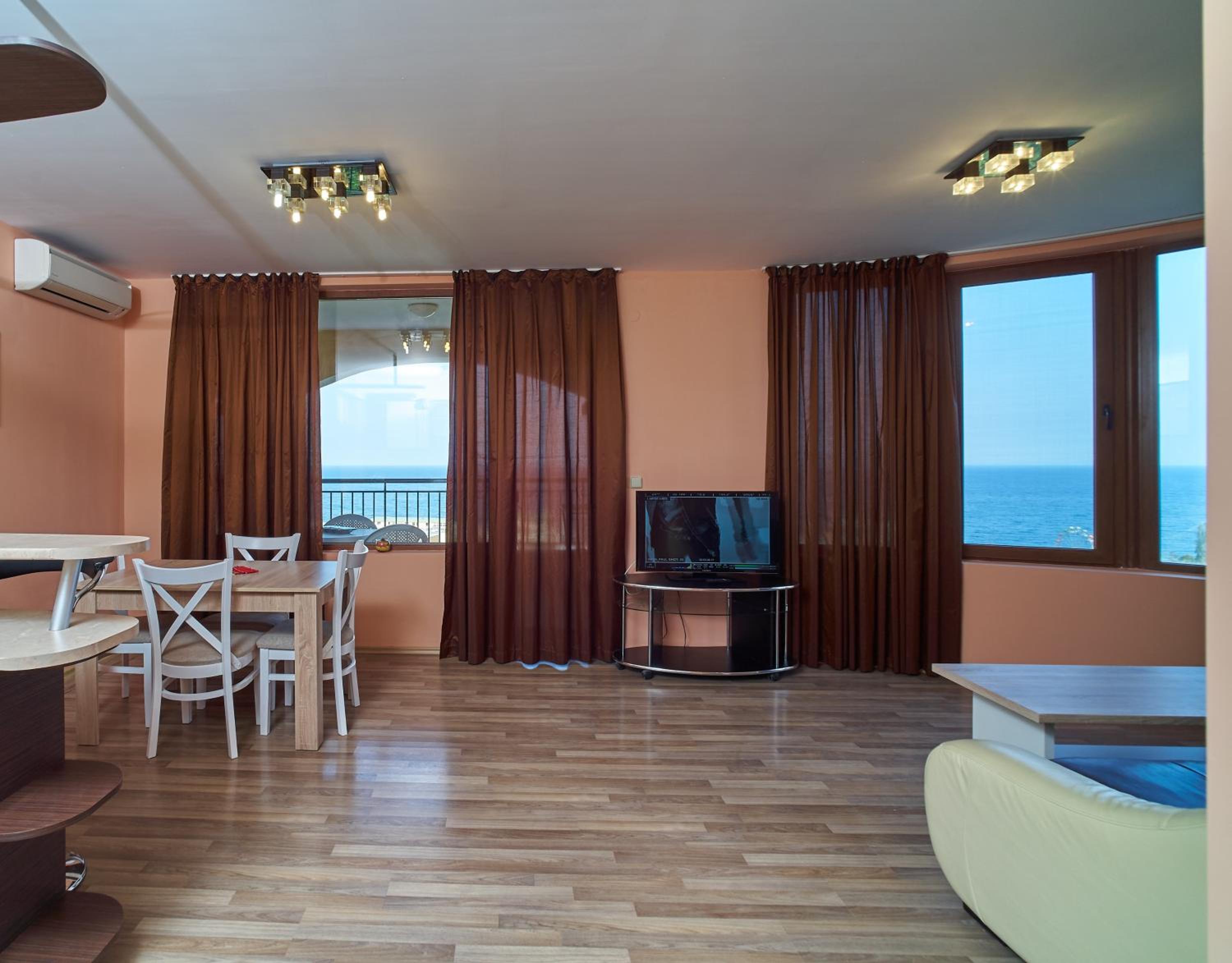 Superior Apartment