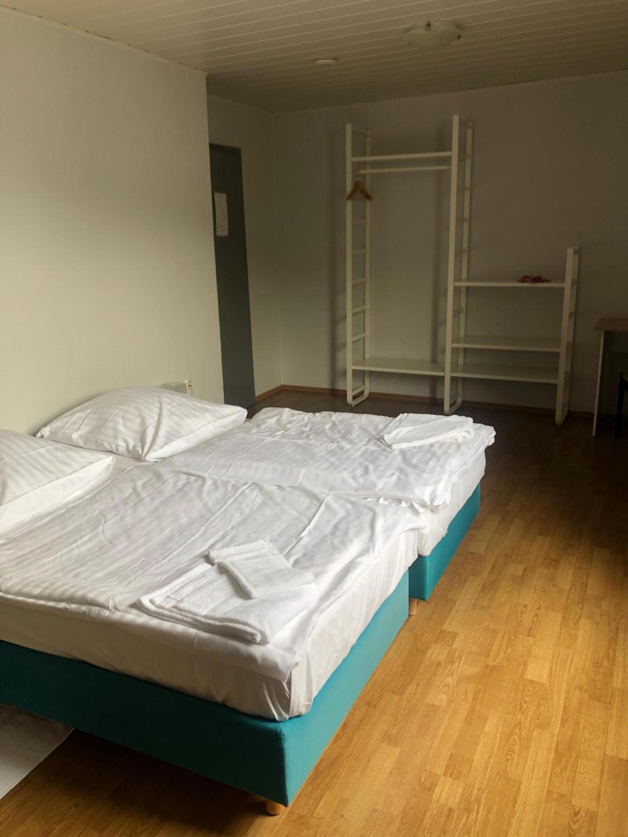 Double Room with Shared Bathroom photo 1