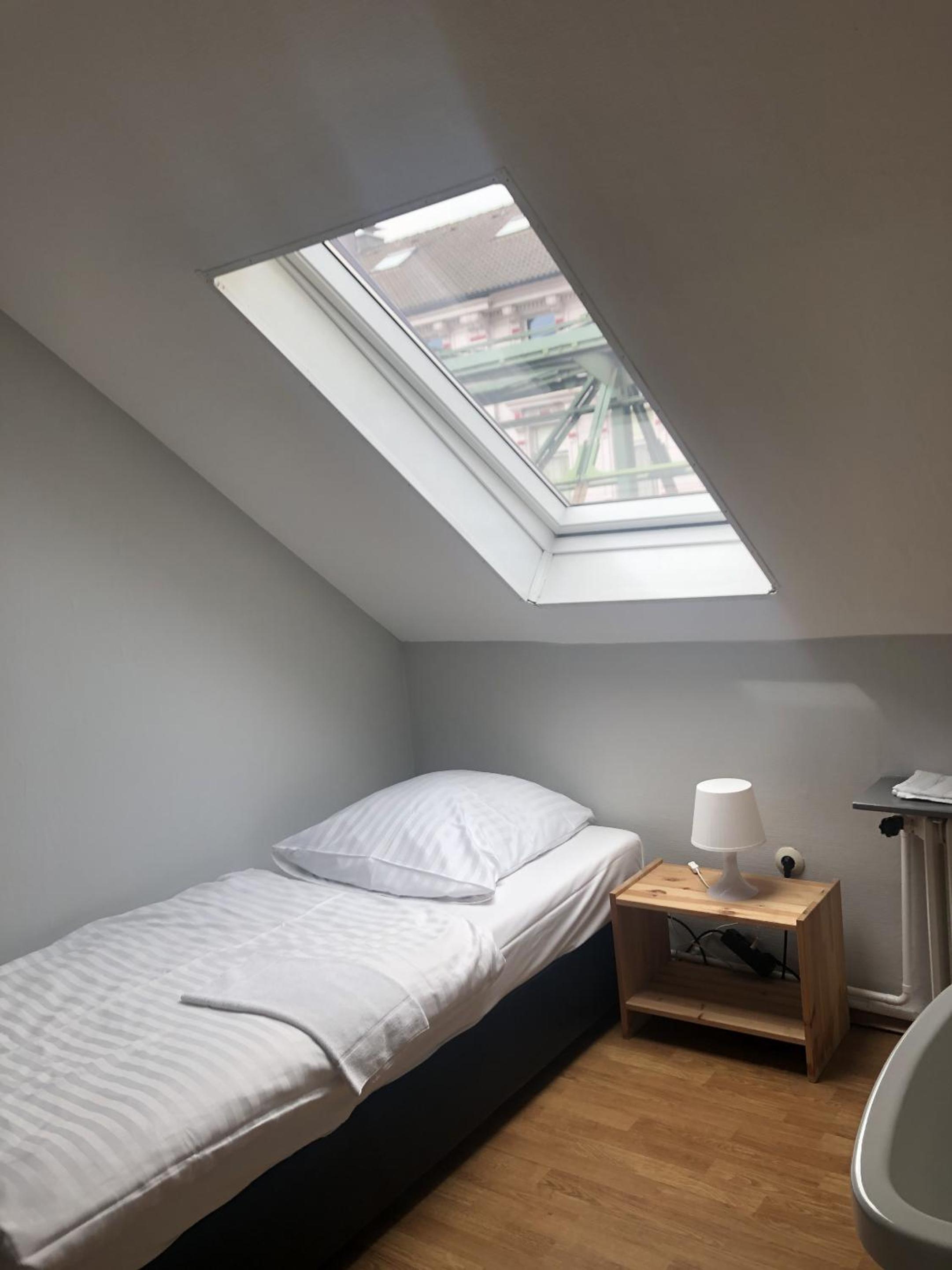 Single Room with Shared Bathroom photo 1