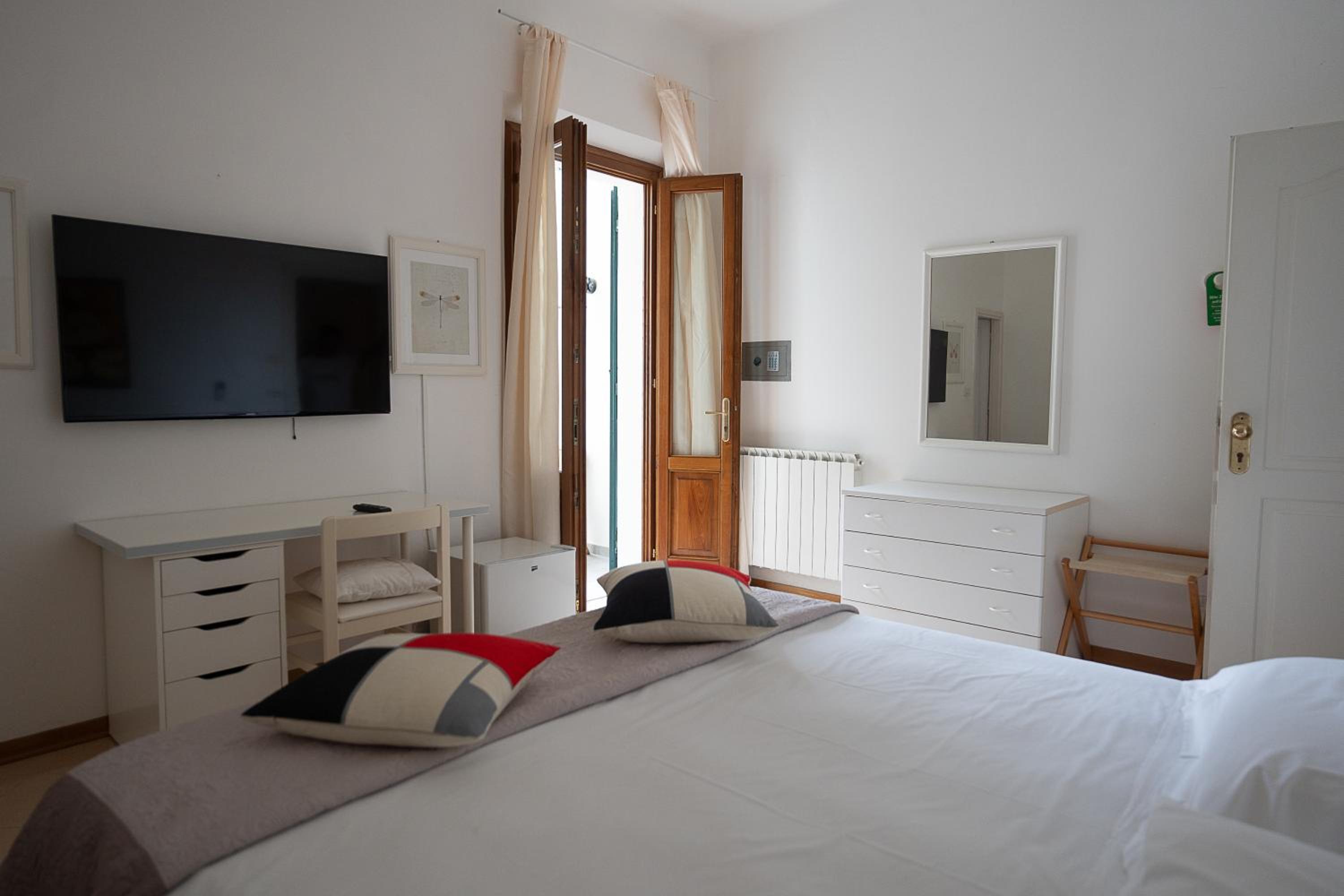 Superior Double Room - Photo 13