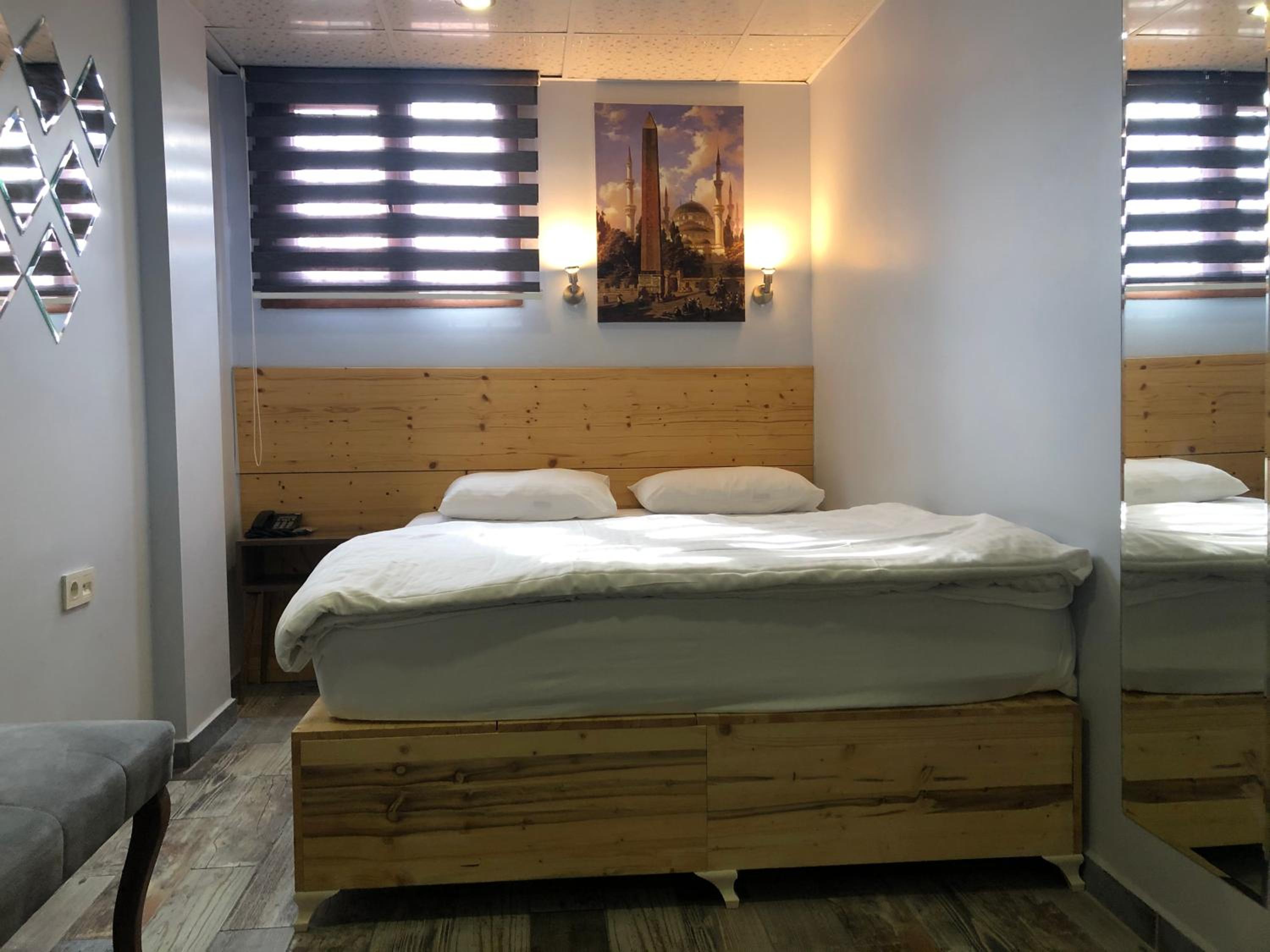 Small Double Room photo 2