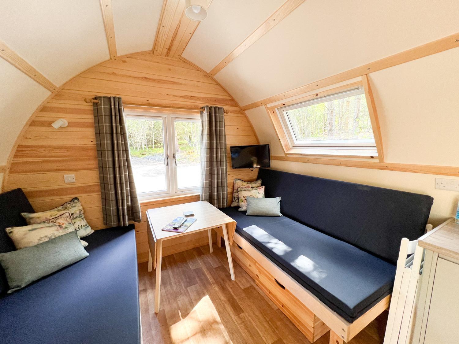 Large Cabin  photo 2