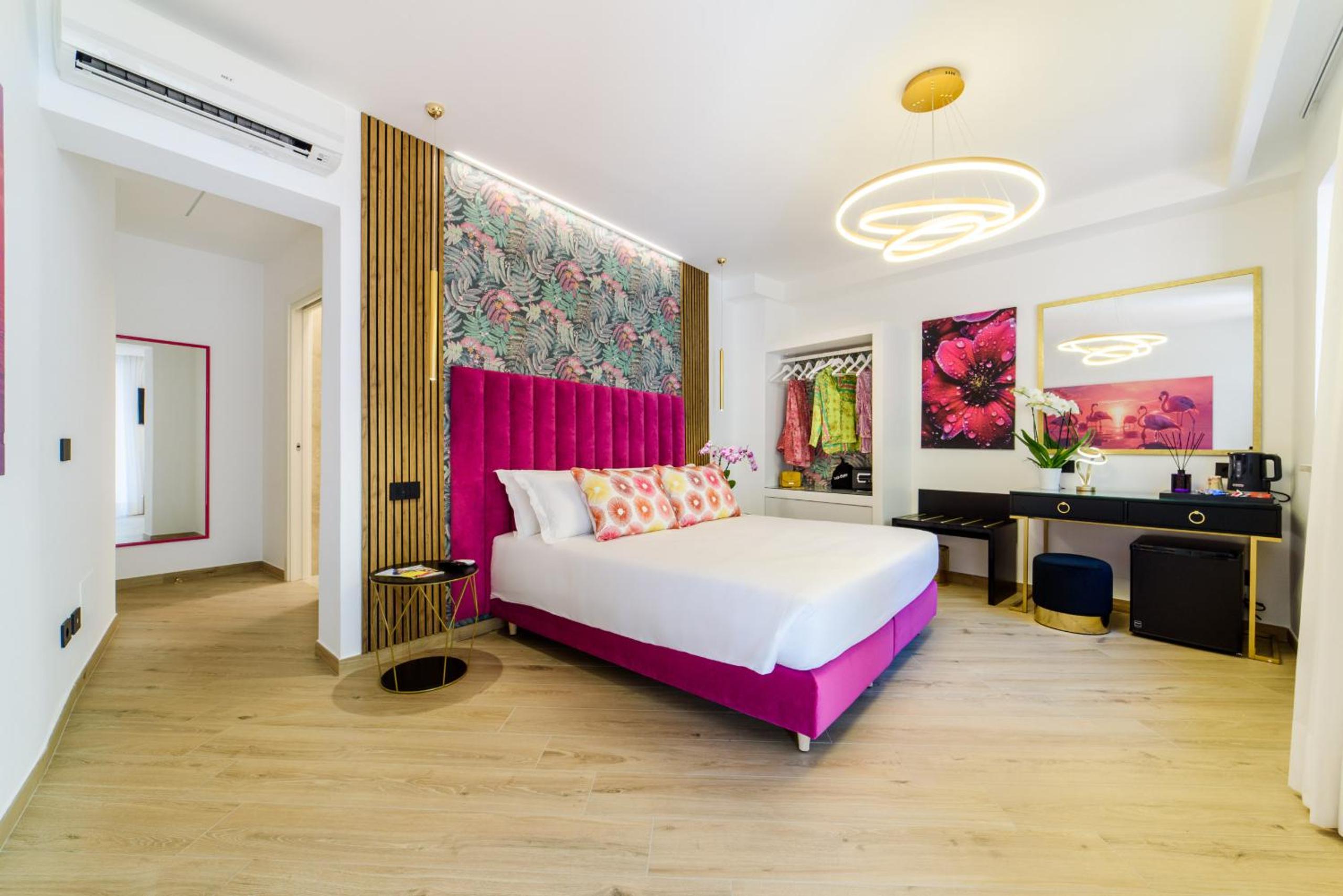 Double Room with Spa Bath photo 1