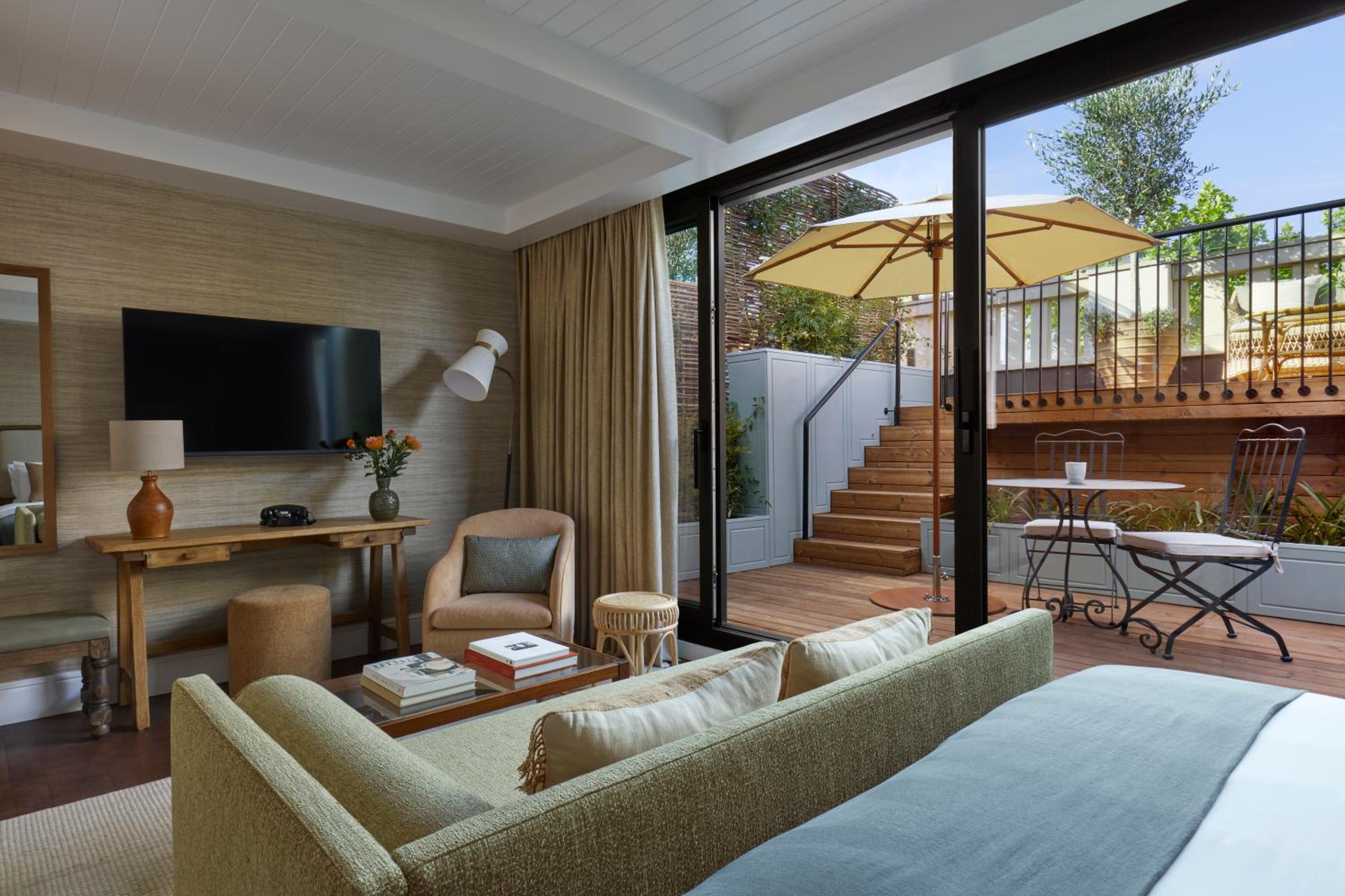 The Junior Terrace Suite photo 2