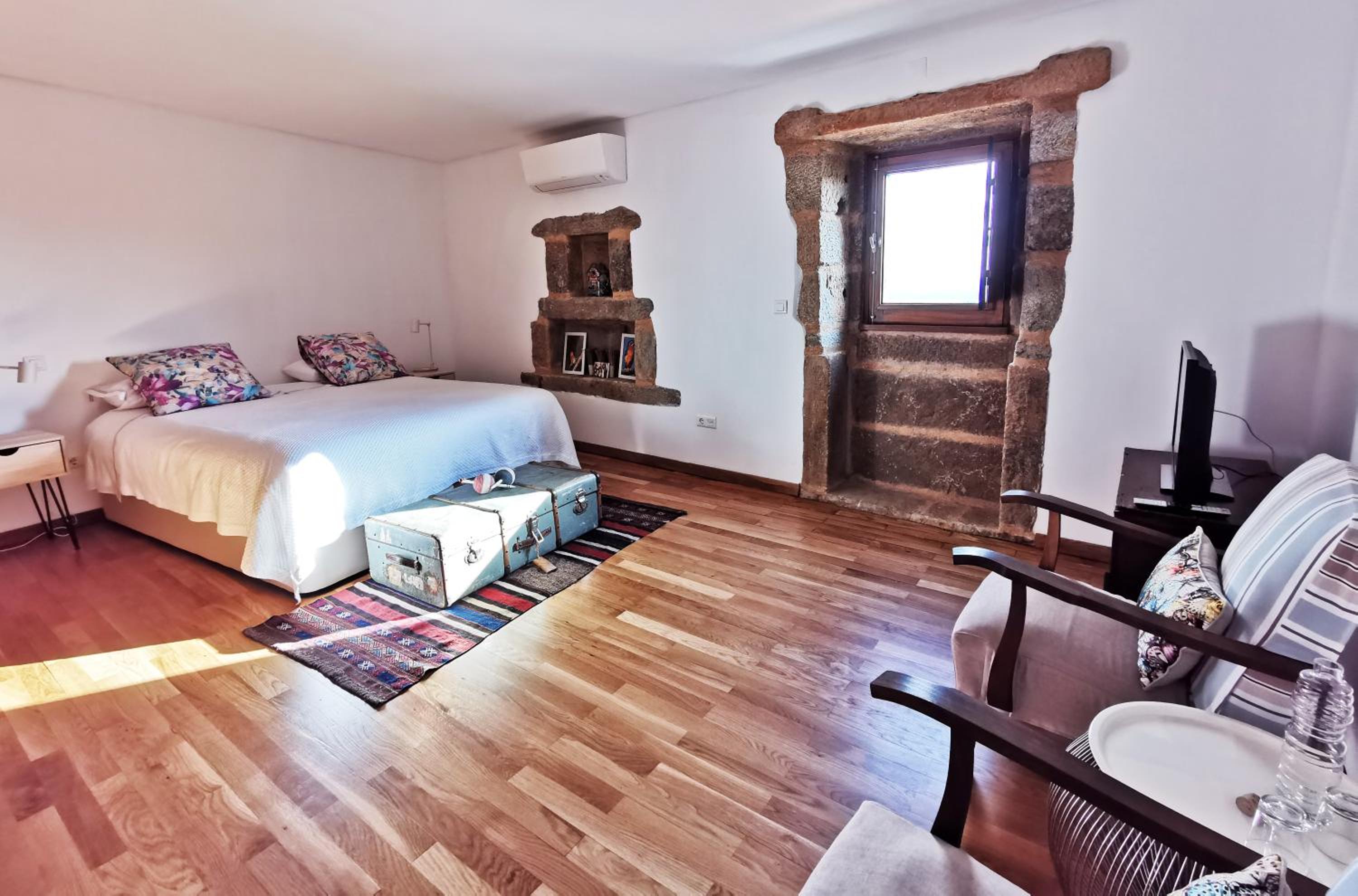 Villa with Garden View - Photo 1