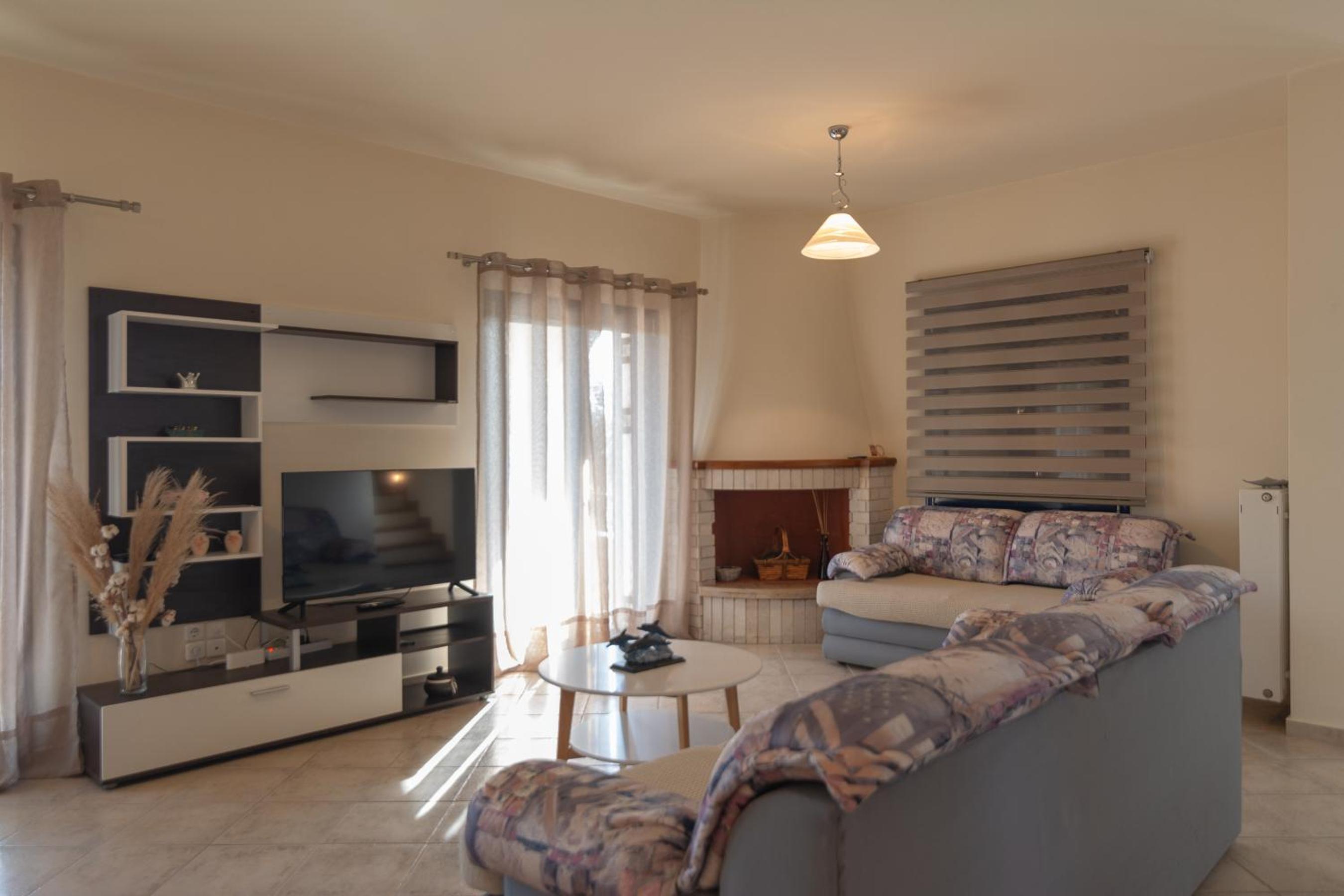 Two-Bedroom Apartment with Balcony and Sea View