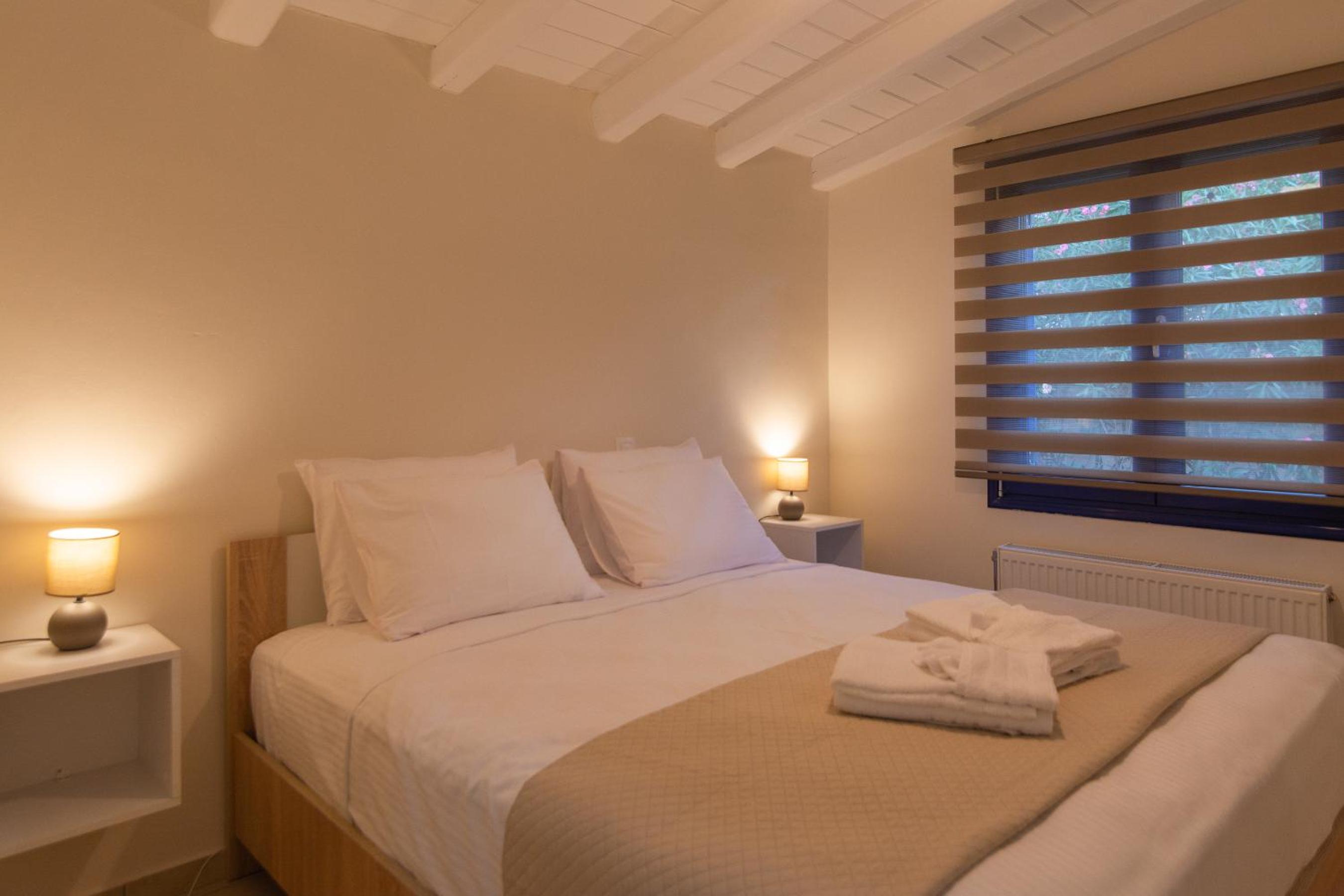 Two-Bedroom Apartment with Garden View photo 2