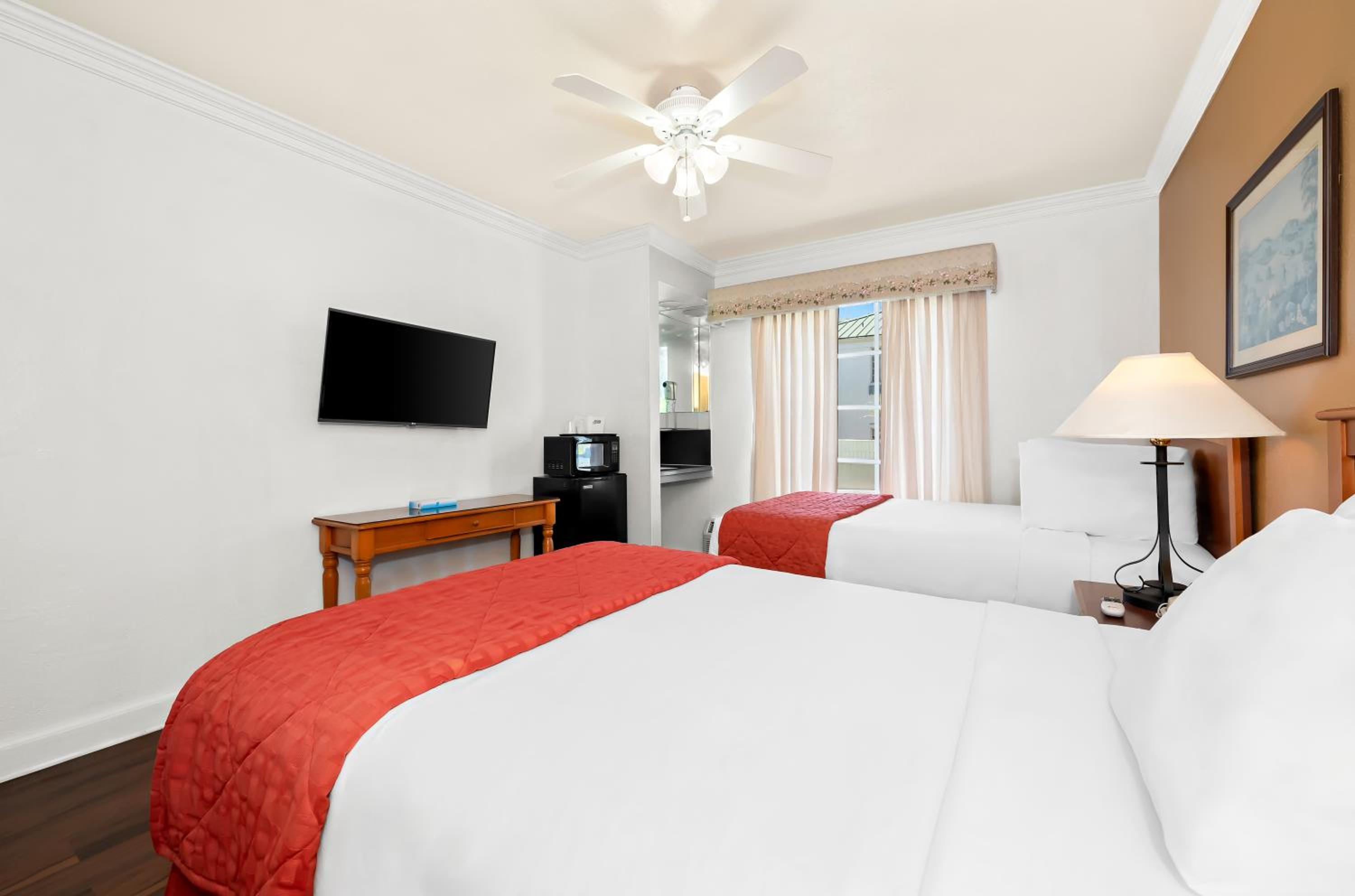 2 Double Beds Non Smoking - Photo 3