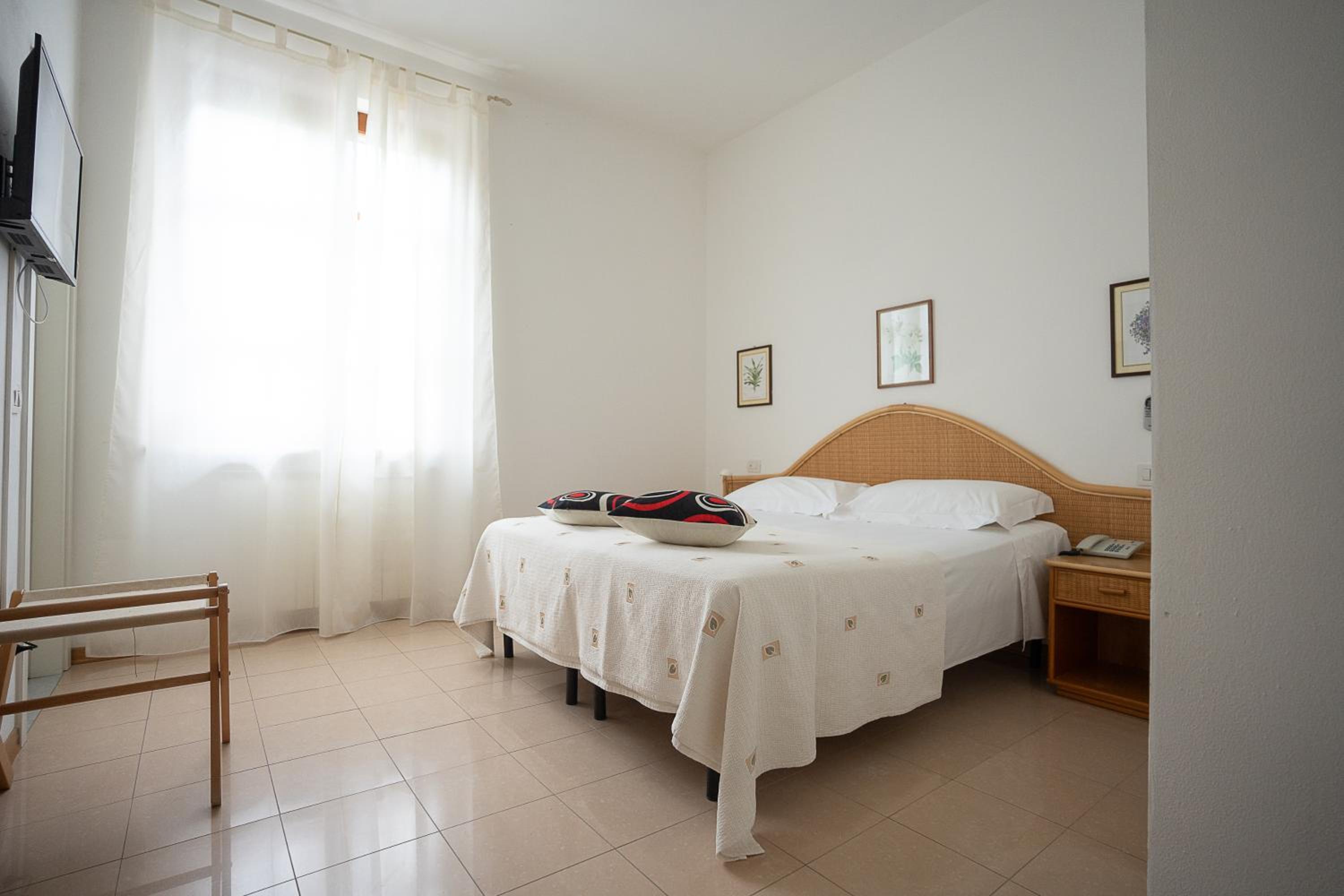 Superior Double Room - Photo 7