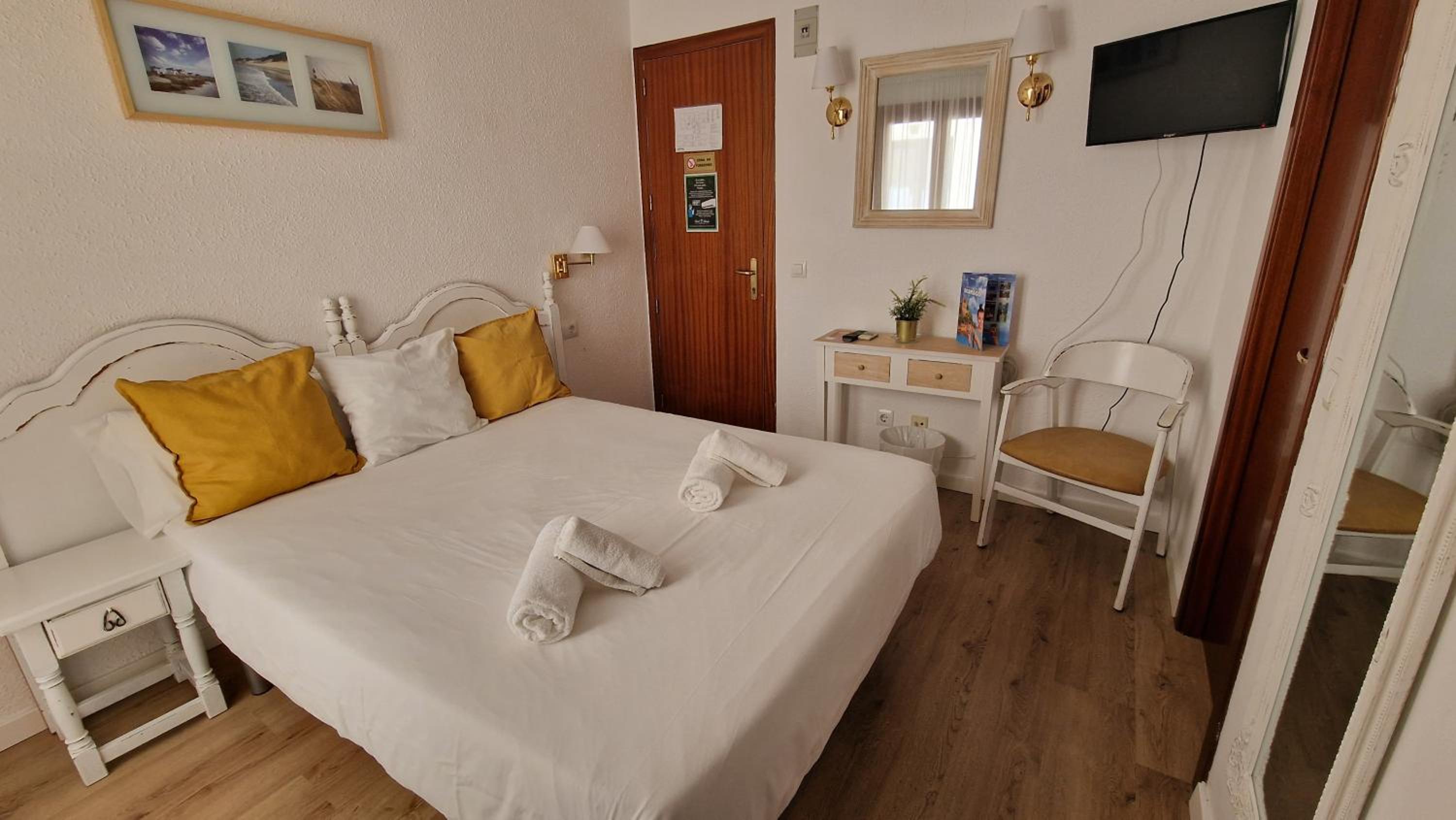 Double or Twin Room with Balcony